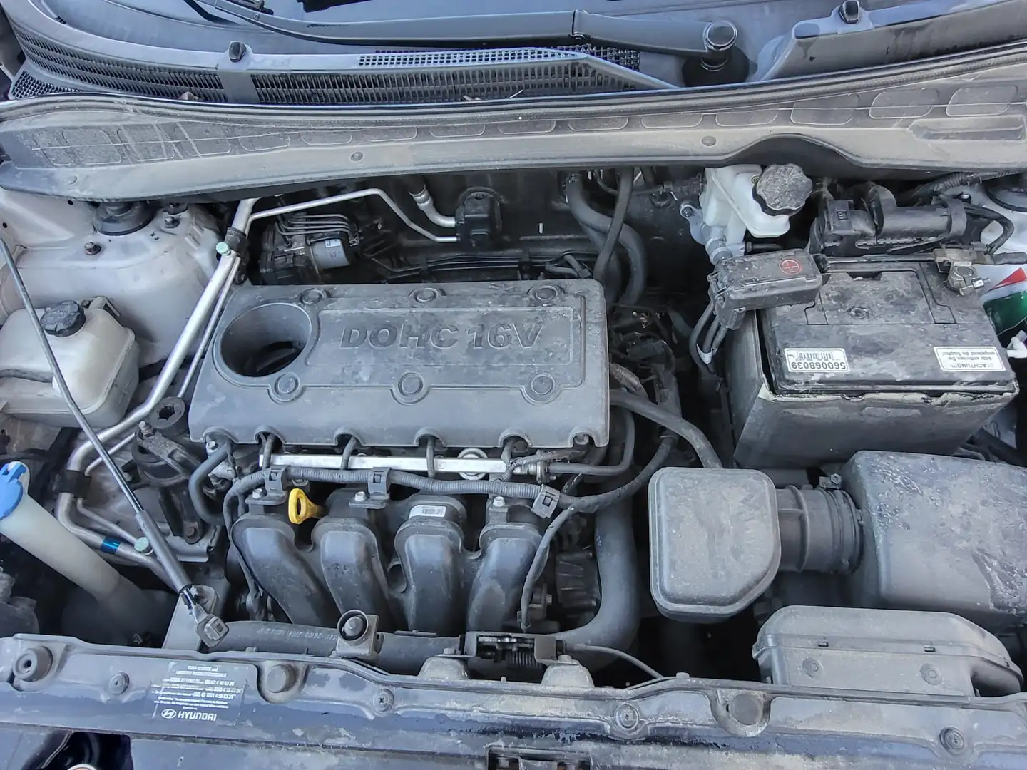 Hyundai iX35 iX35 2,0 CVVT Premium 2WD Premium Silber - 2