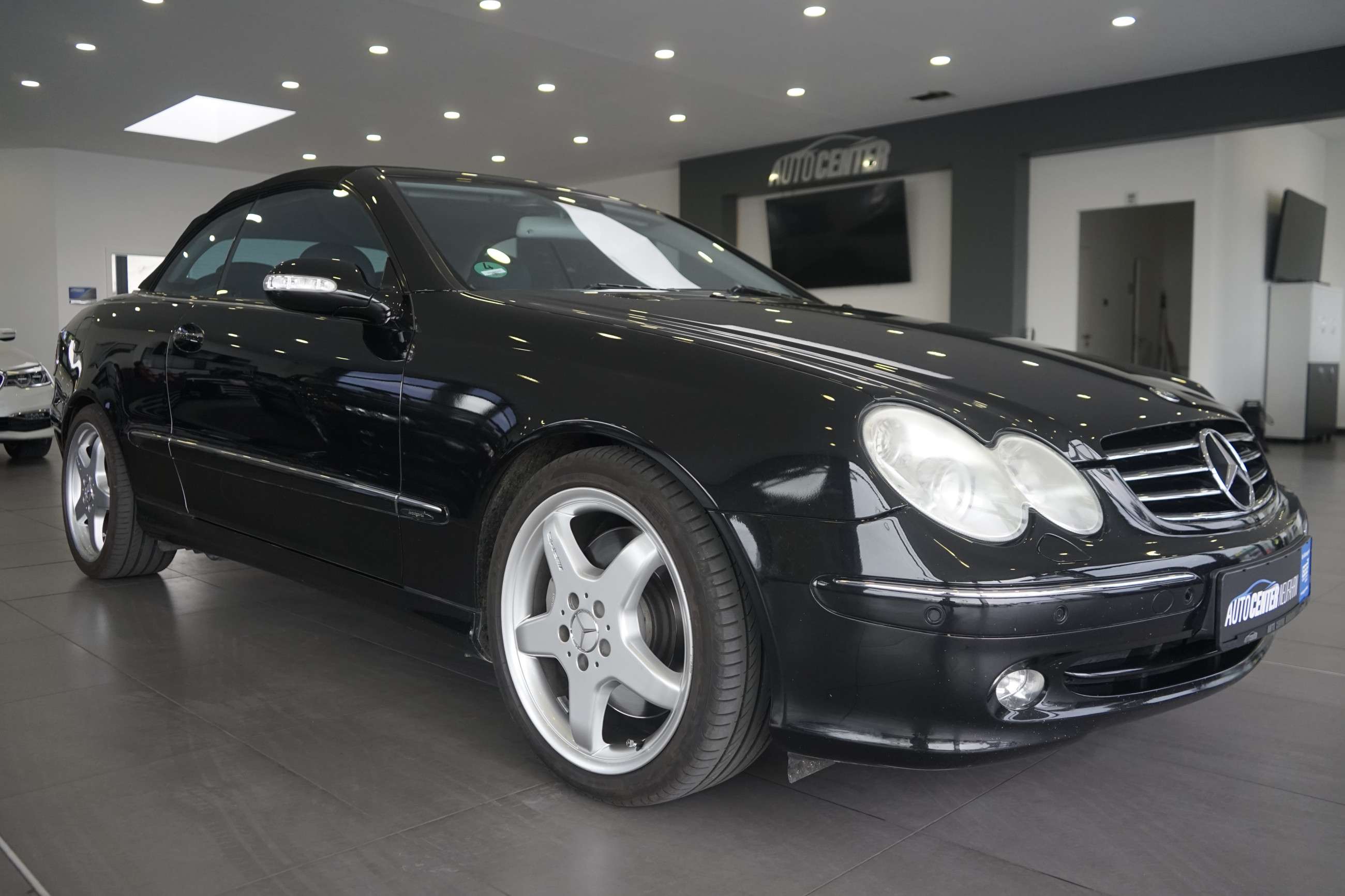 Mercedes-Benz CLK 500