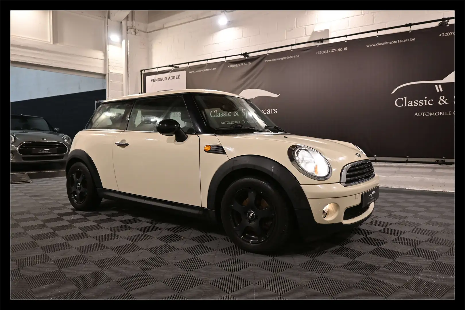 MINI One 1.4i CLIMATISATION / GPS NAVI / CARNET MINI Blanc - 1