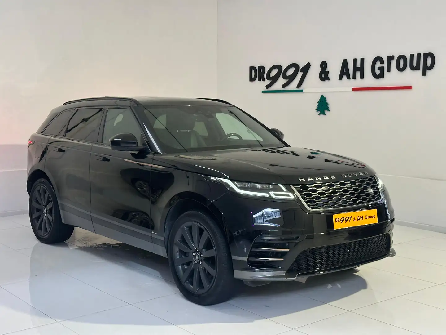 Land Rover Range Rover Velar Range Rover Velar 2017 2.0d i4 R-Dynamic HSE 240cv Schwarz - 1