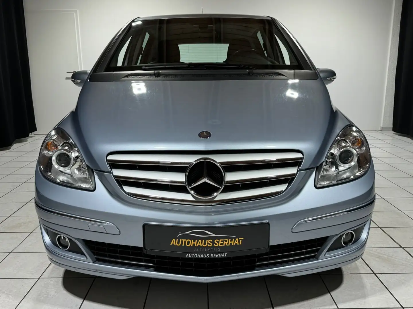 Mercedes-Benz B 170 Sport Aut. *T.LEDER*SITHZG*TEMP*MFL*AHK* Blau - 2