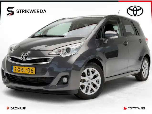 Toyota Verso-S 1.3 VVT-i Trend | Trekhaak | Pano | Cruise | Clima