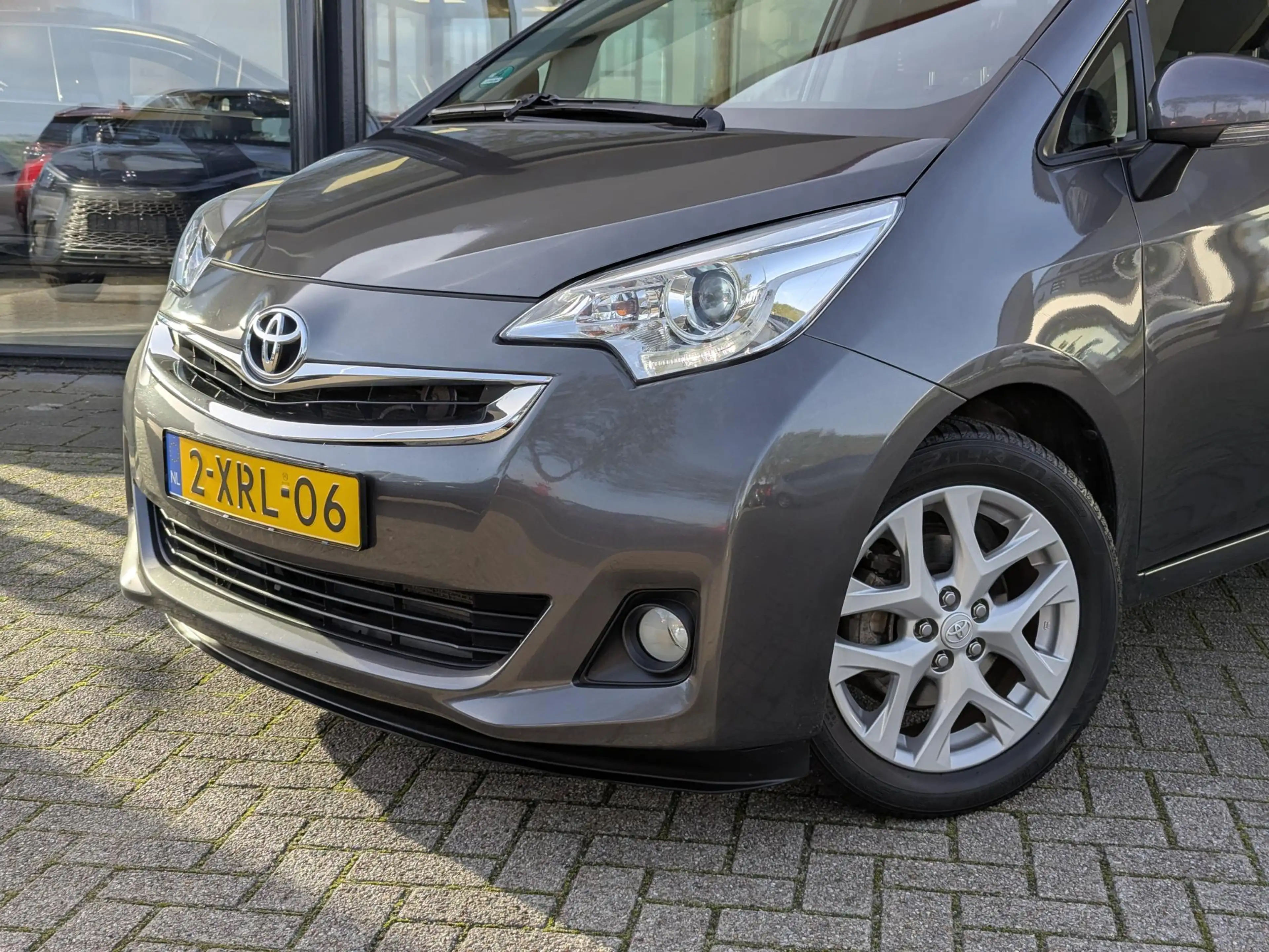 Toyota Verso-S 1.3 VVT-i Trend | Trekhaak | Pano | Cruise | Clima — photo 7