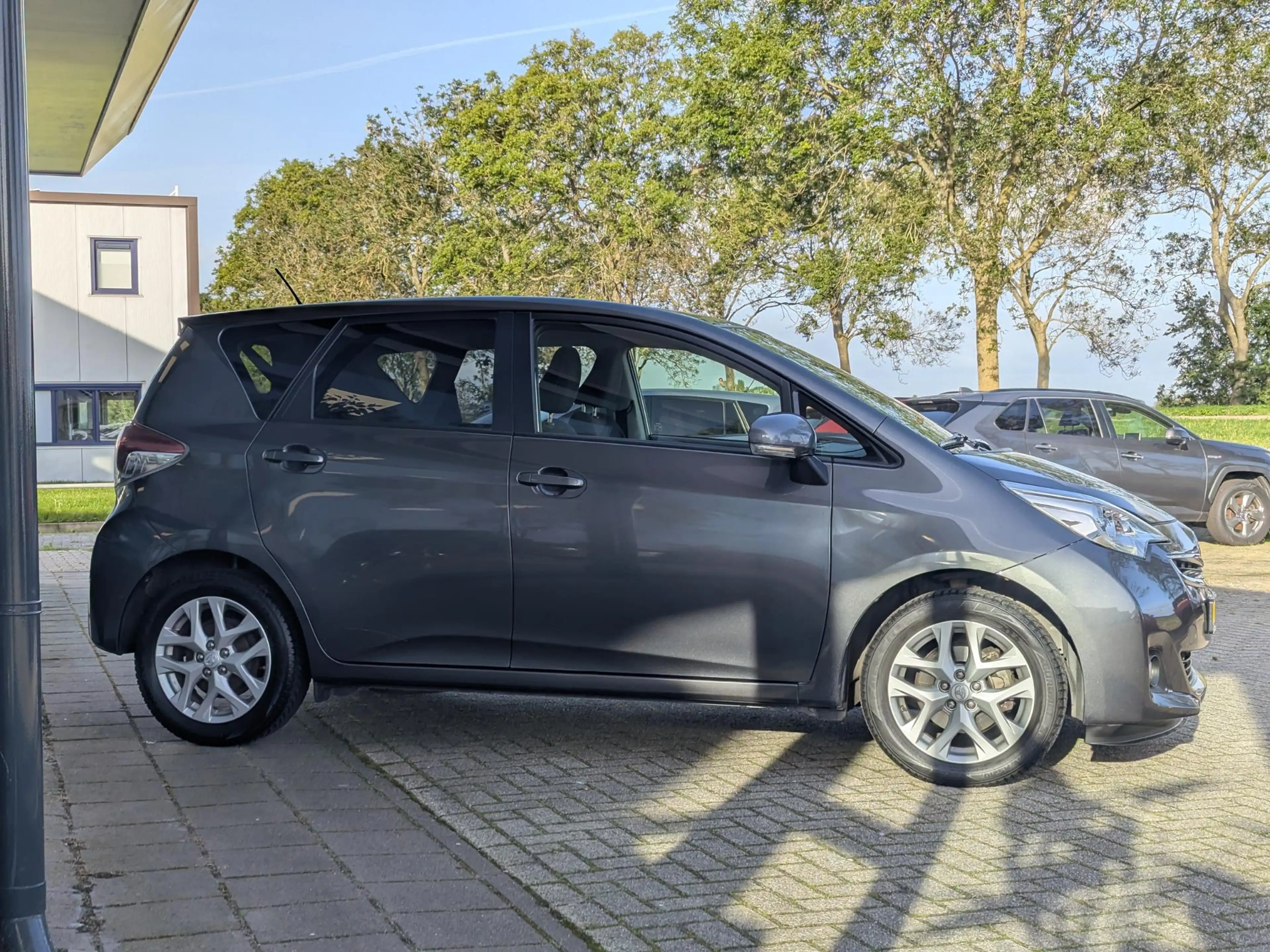 Toyota Verso-S 1.3 VVT-i Trend | Trekhaak | Pano | Cruise | Clima — photo 4