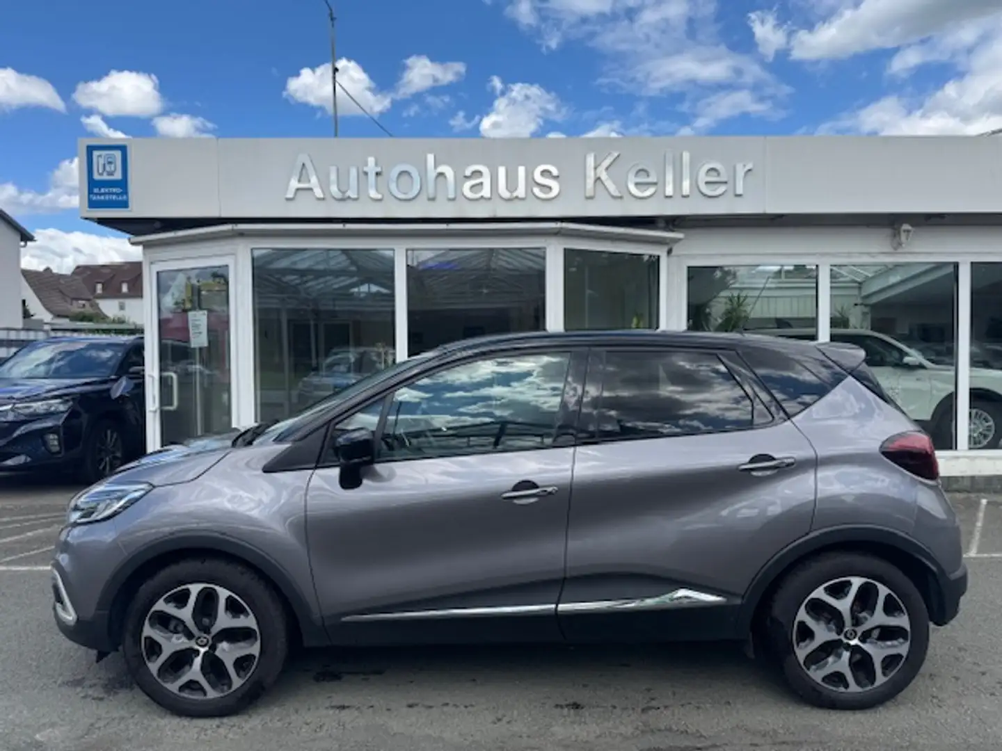 Renault Captur Collection Grau - 1