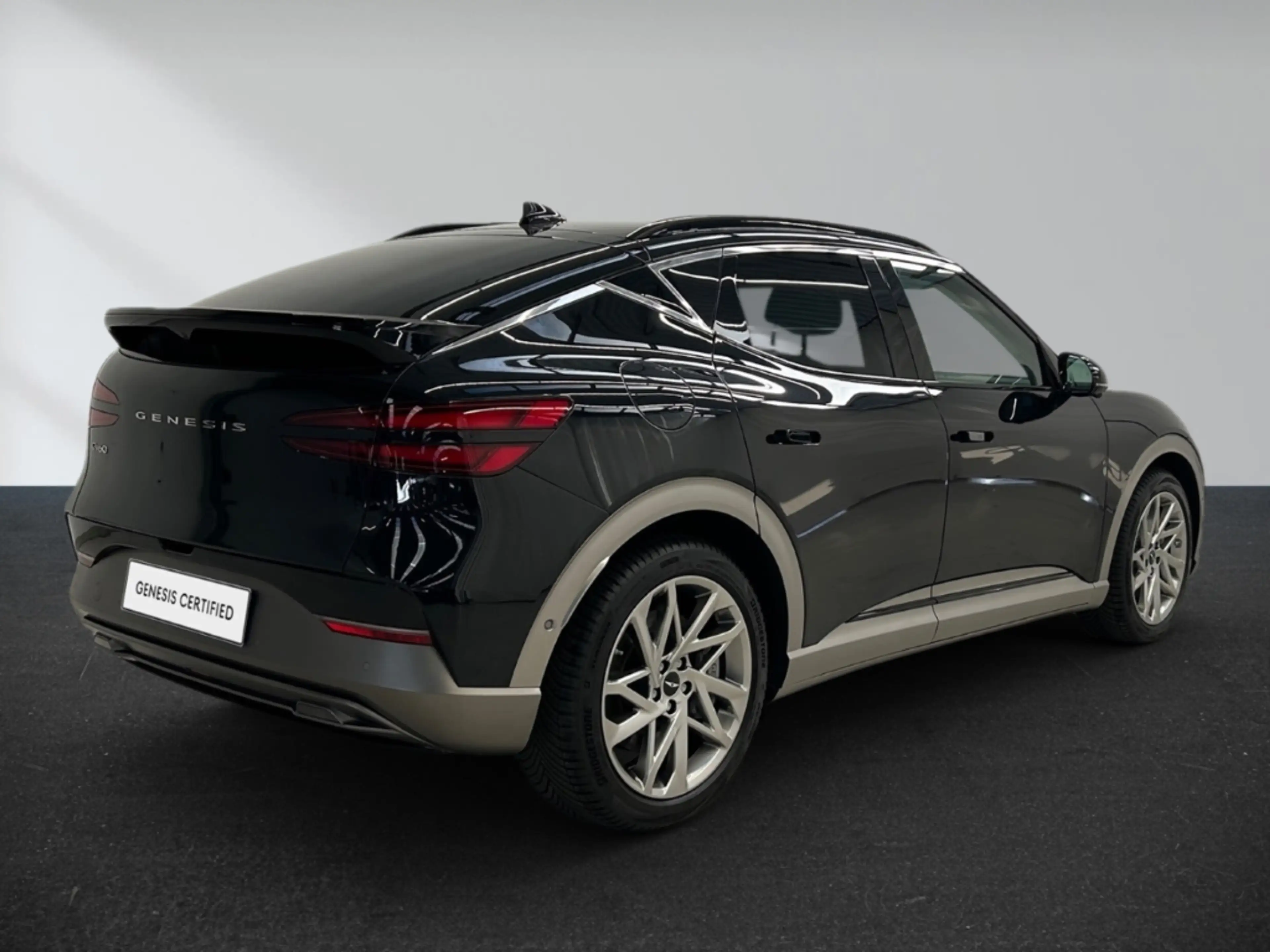 Genesis GV60 Sport Elektro 4WD Sportpaket Panorama Memory Sitze — photo 6