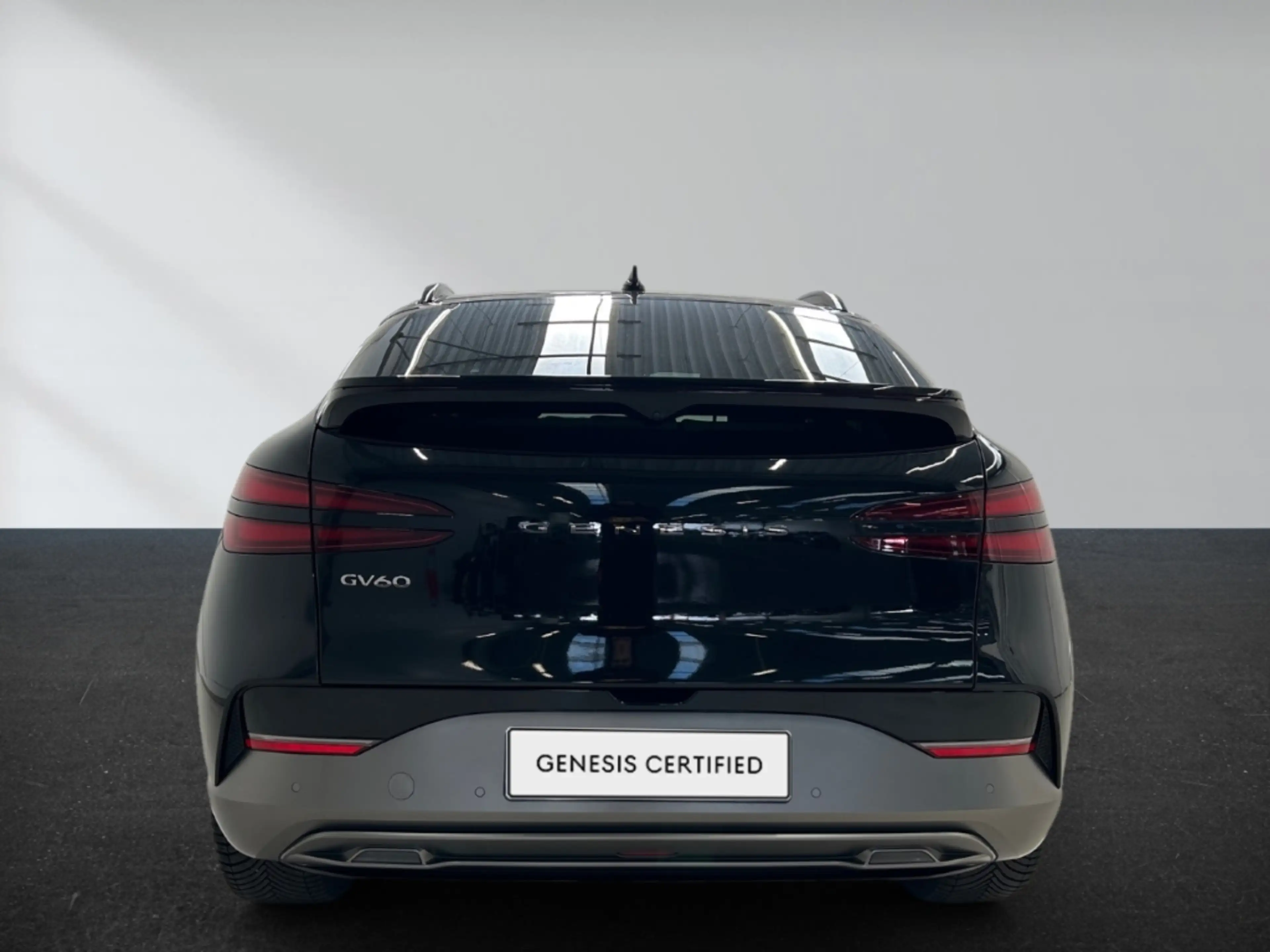 Genesis GV60 Sport Elektro 4WD Sportpaket Panorama Memory Sitze — photo 7