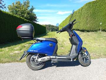 Soco Cux EL Roller / Scooter