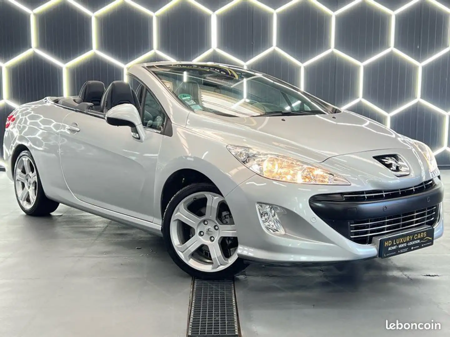Peugeot 308 308cc 2L HDI 140 chevaux Szürke - 1