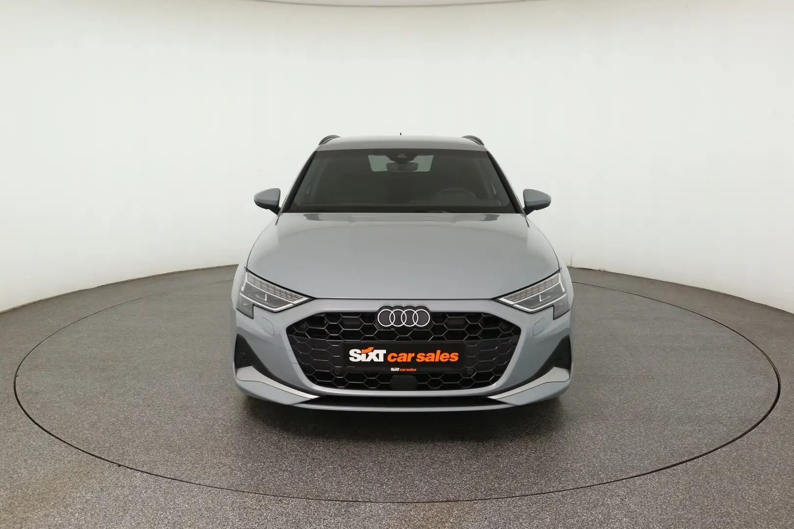 Audi A3 Sportback 30 TFSI MMI|Matrix|SONOS|StHzg|AHK ACC A Grau - 2