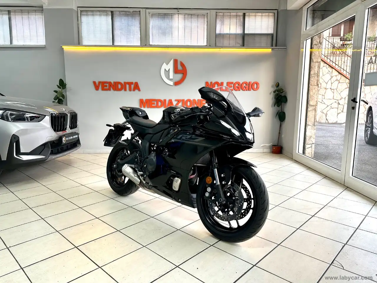 Yamaha YZF-R7