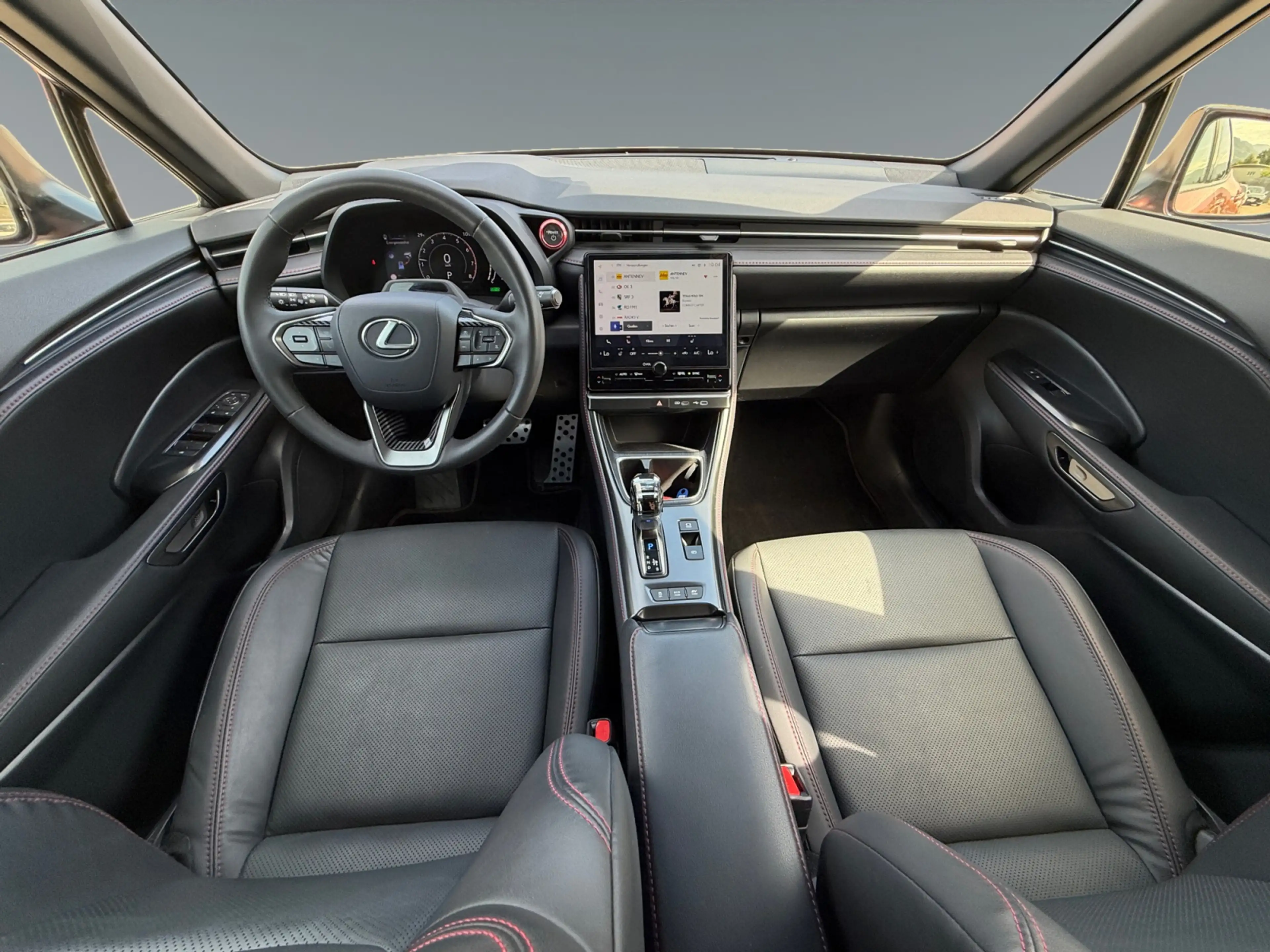 Lexus LBX Lexus LBX Emotion CVT 4x2 — photo 10