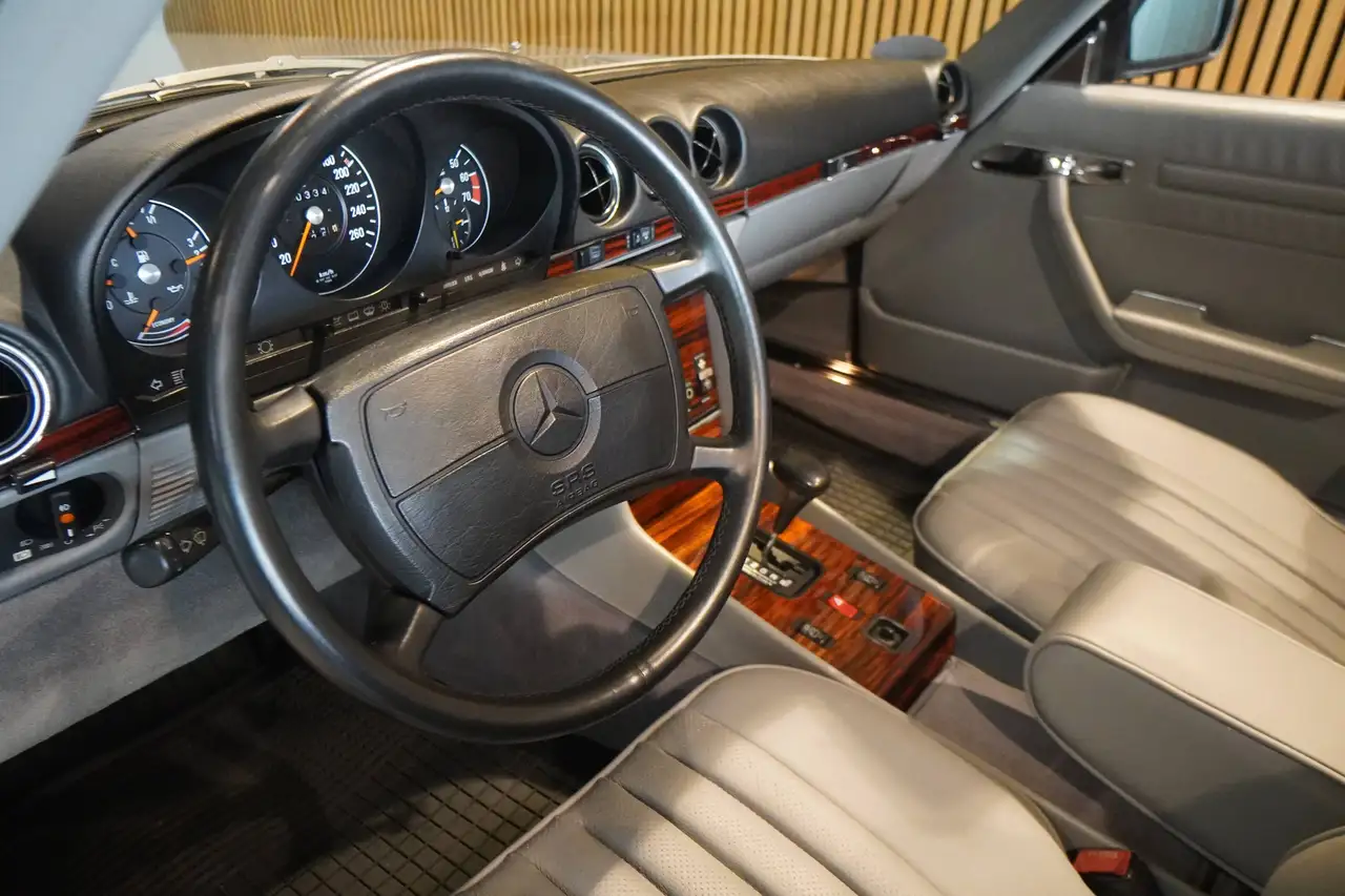 Mercedes-Benz SL 560 5.5 V8 R107*Frame off Restaurierung*Wie neu*, foto 7