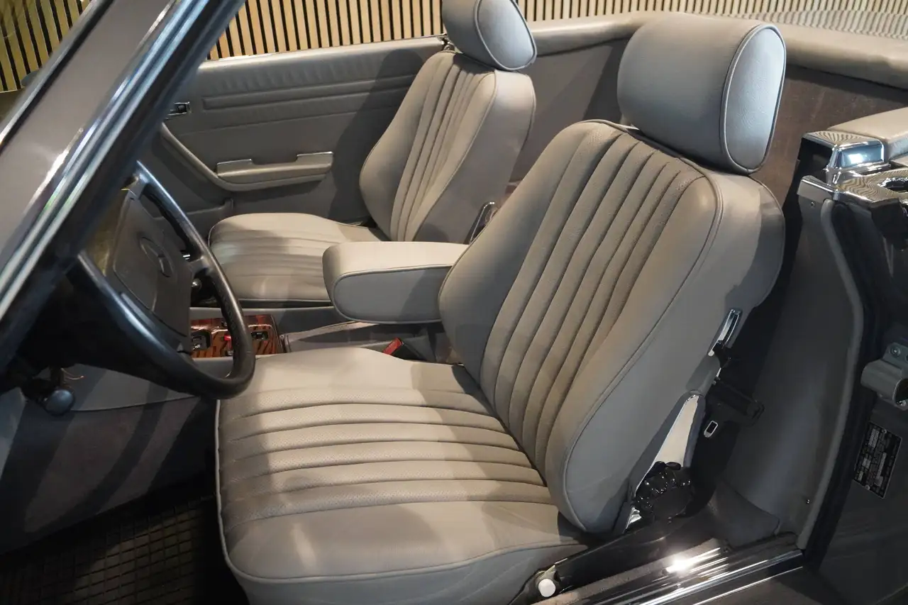 Mercedes-Benz SL 560 5.5 V8 R107*Frame off Restaurierung*Wie neu*, foto 9