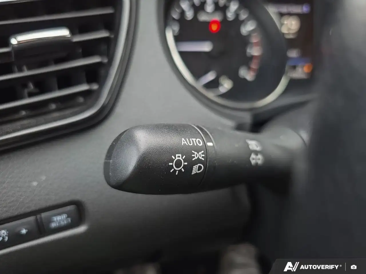 Nissan Qashqai снимка Nissan Qashqai