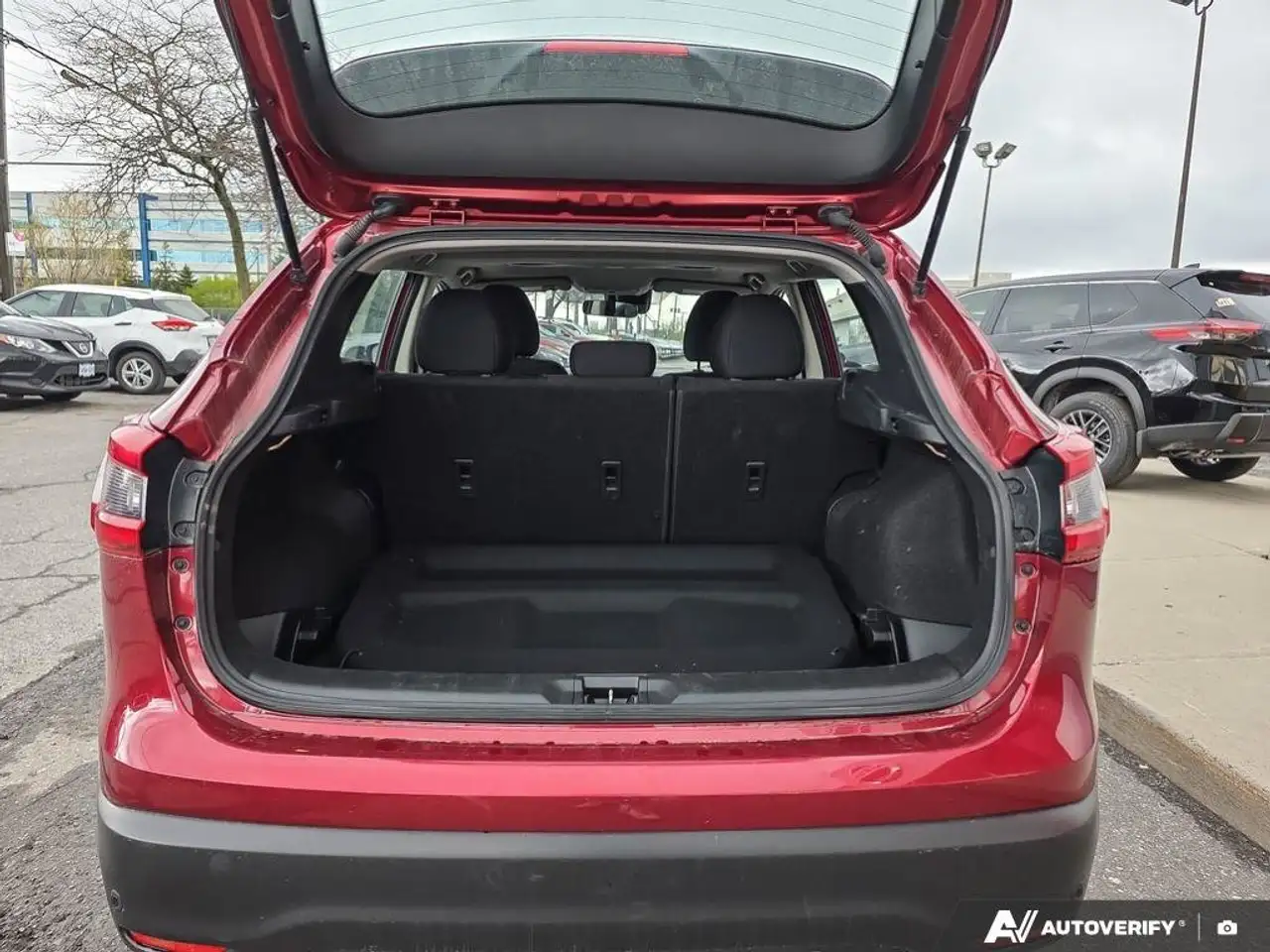 Nissan Qashqai снимка Nissan Qashqai