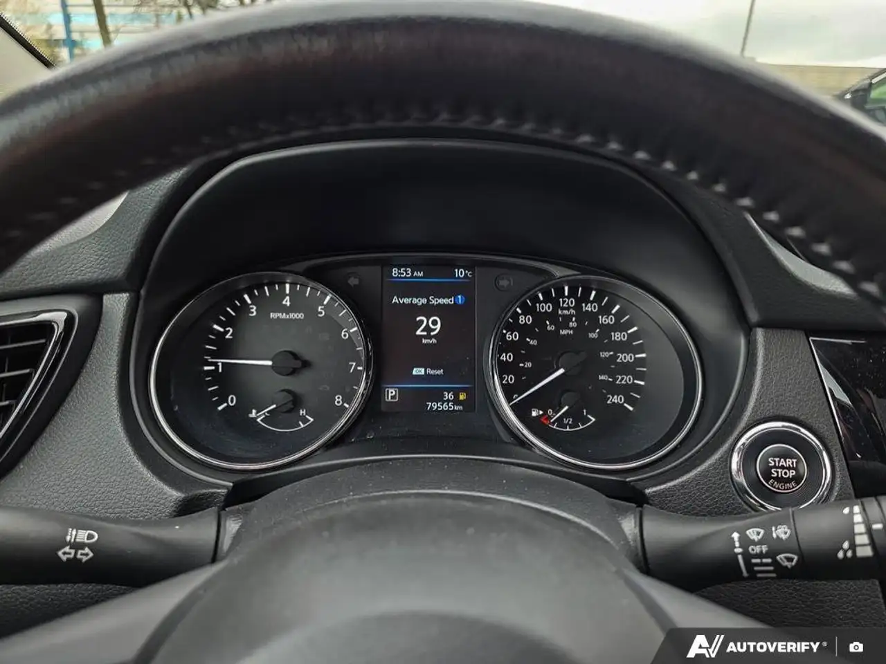 Nissan Qashqai снимка Nissan Qashqai