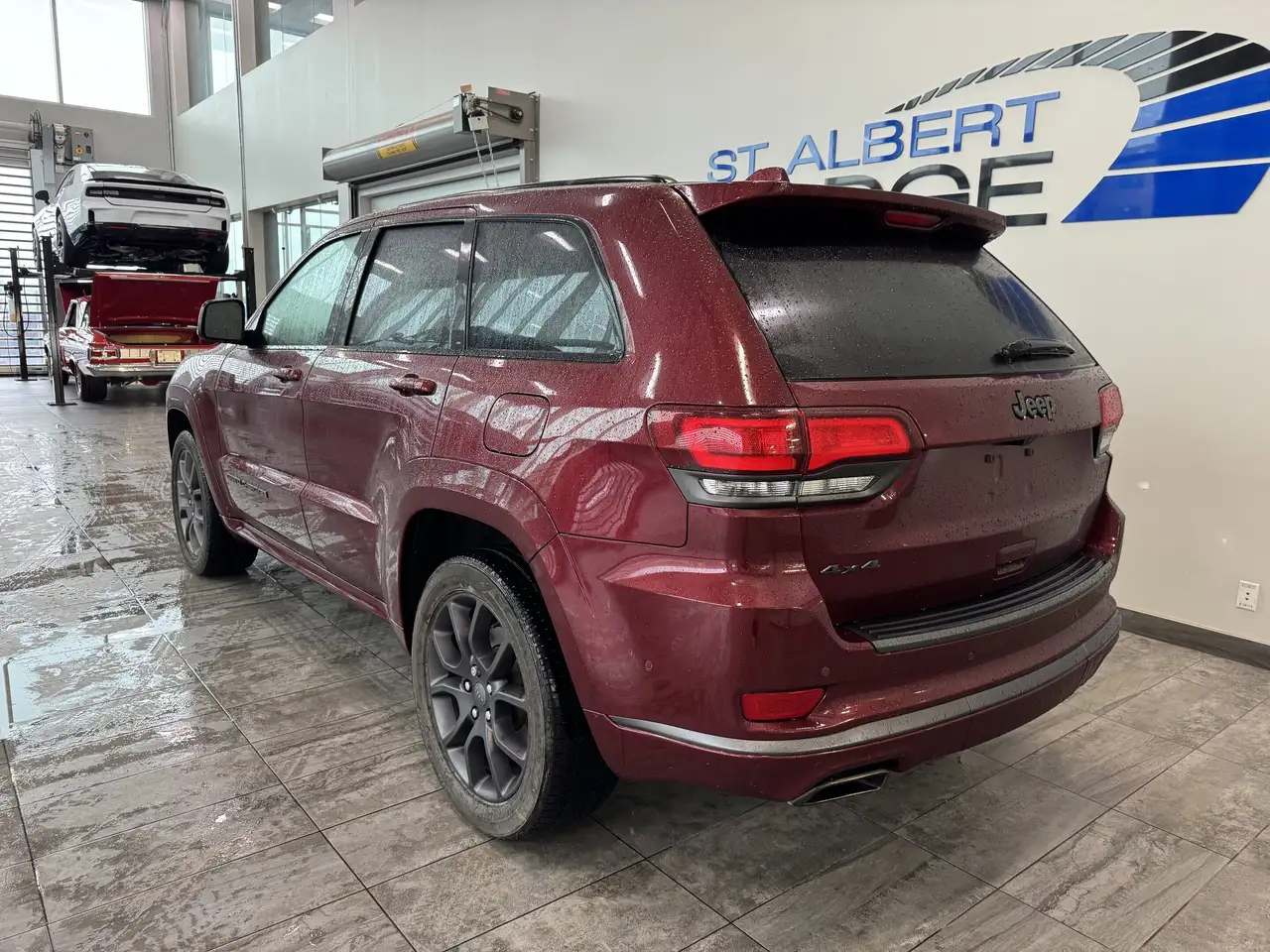 Jeep Grand Cherokee снимка Jeep Grand Cherokee