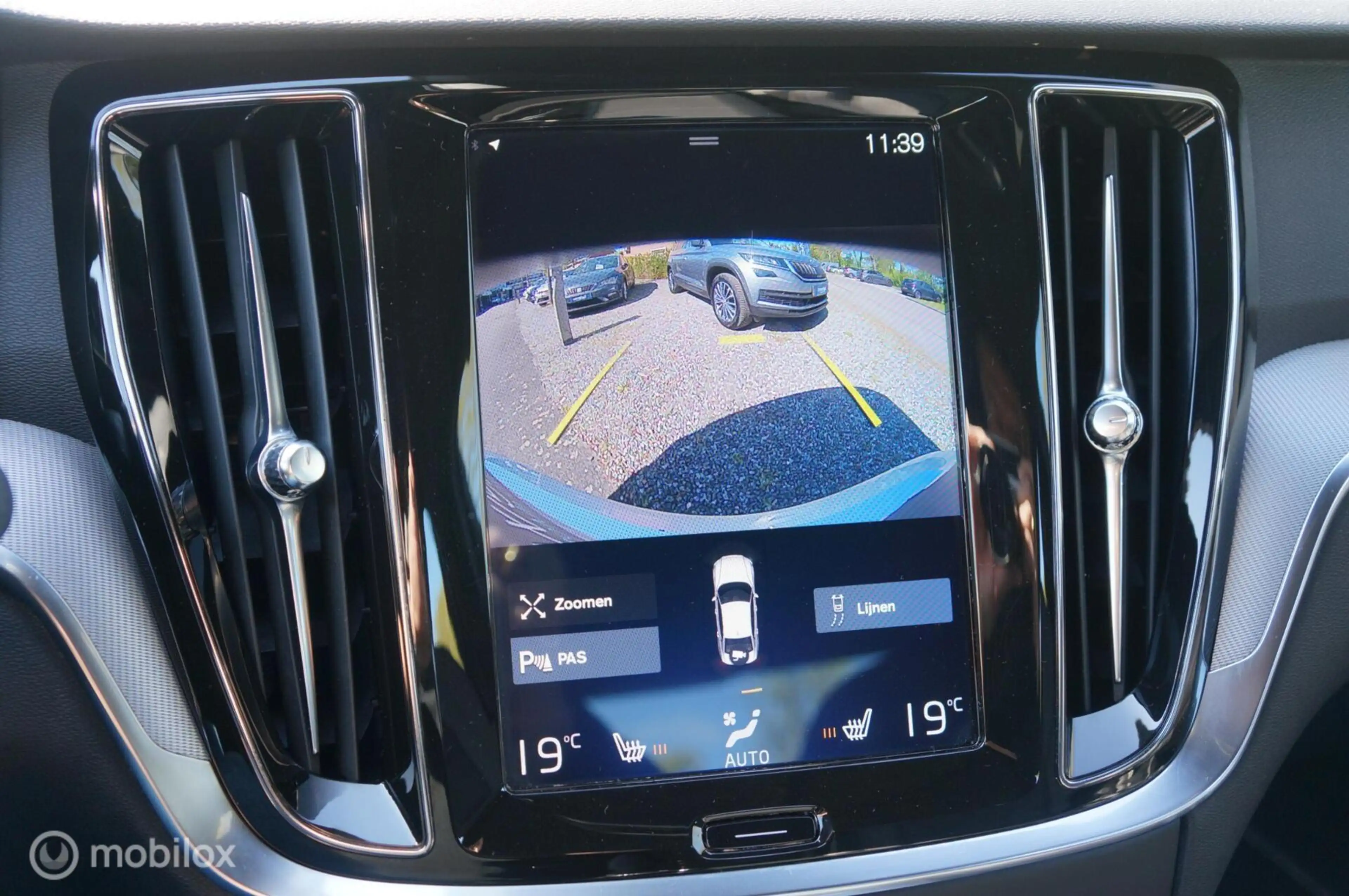 Volvo S60 2.0 T4 R-Design Aut Navi Ad.Cruise Apple/Android ! — photo 17
