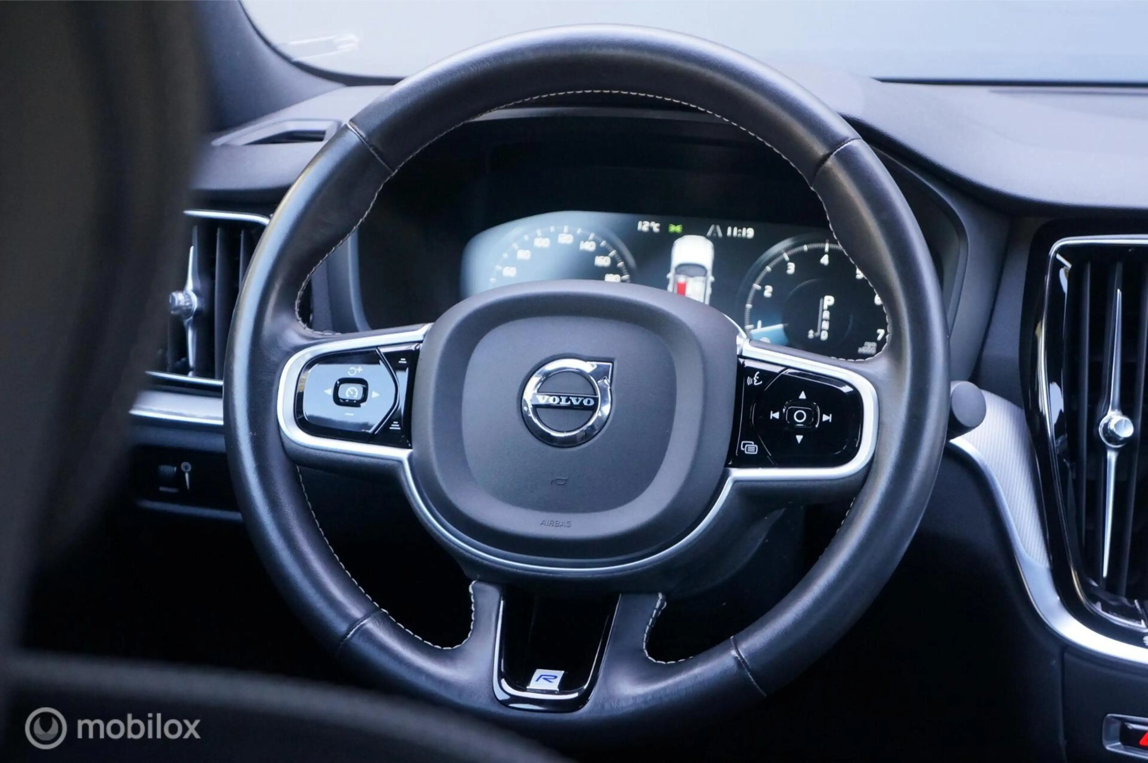 Volvo S60 2.0 T4 R-Design Aut Navi Ad.Cruise Apple/Android ! — photo 16