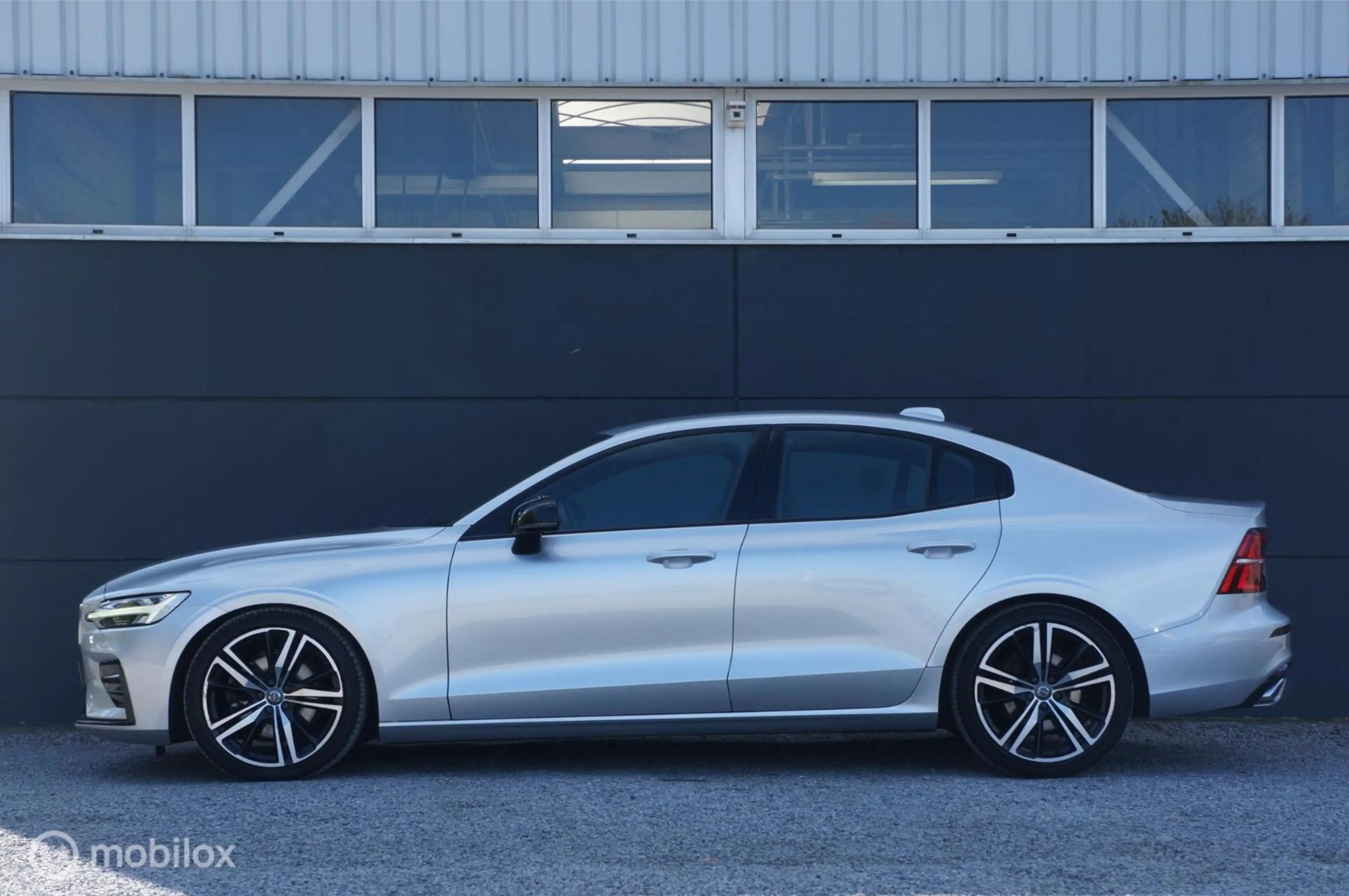 Volvo S60 2.0 T4 R-Design Aut Navi Ad.Cruise Apple/Android ! — photo 6