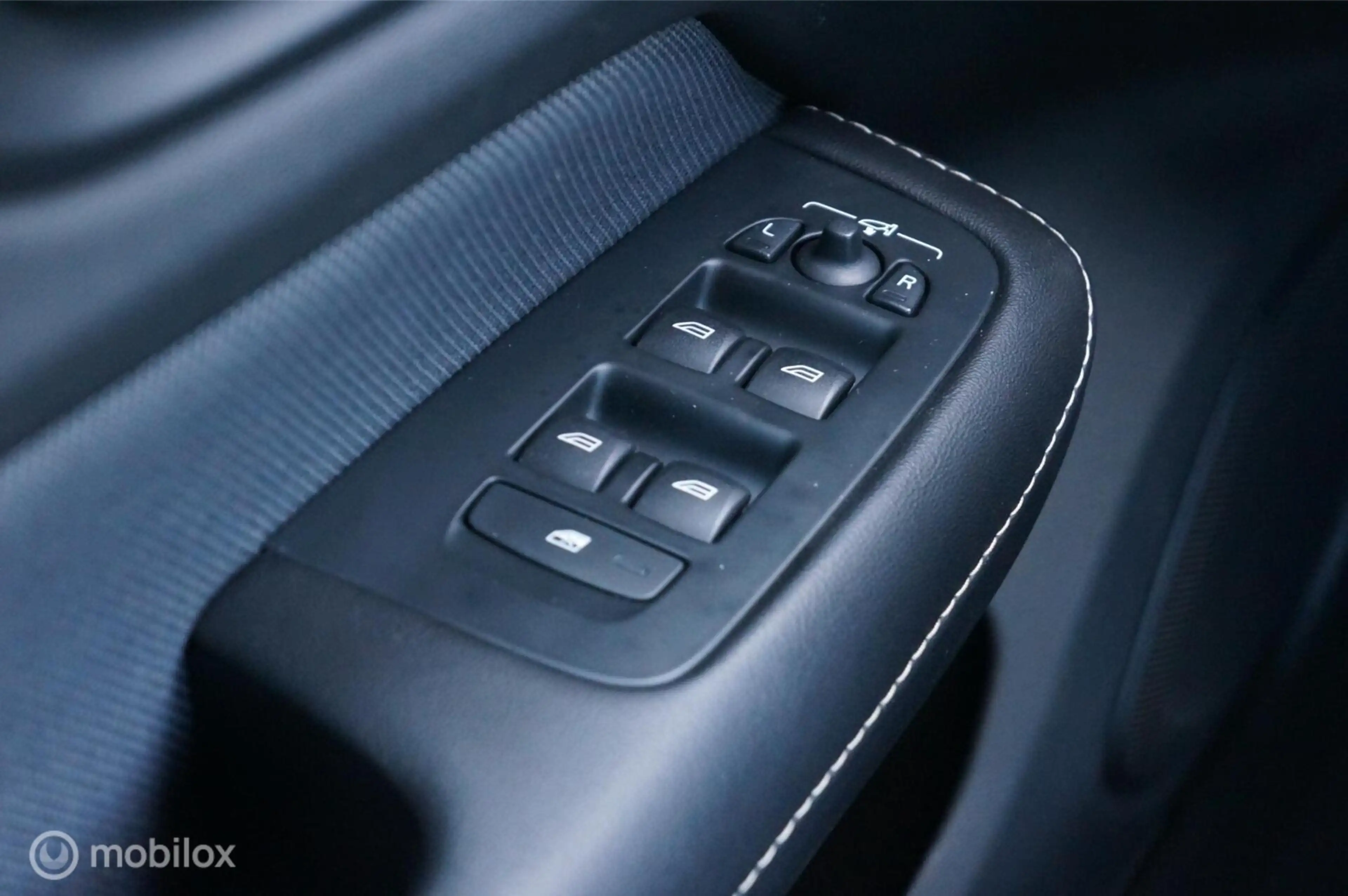 Volvo S60 2.0 T4 R-Design Aut Navi Ad.Cruise Apple/Android ! — photo 19