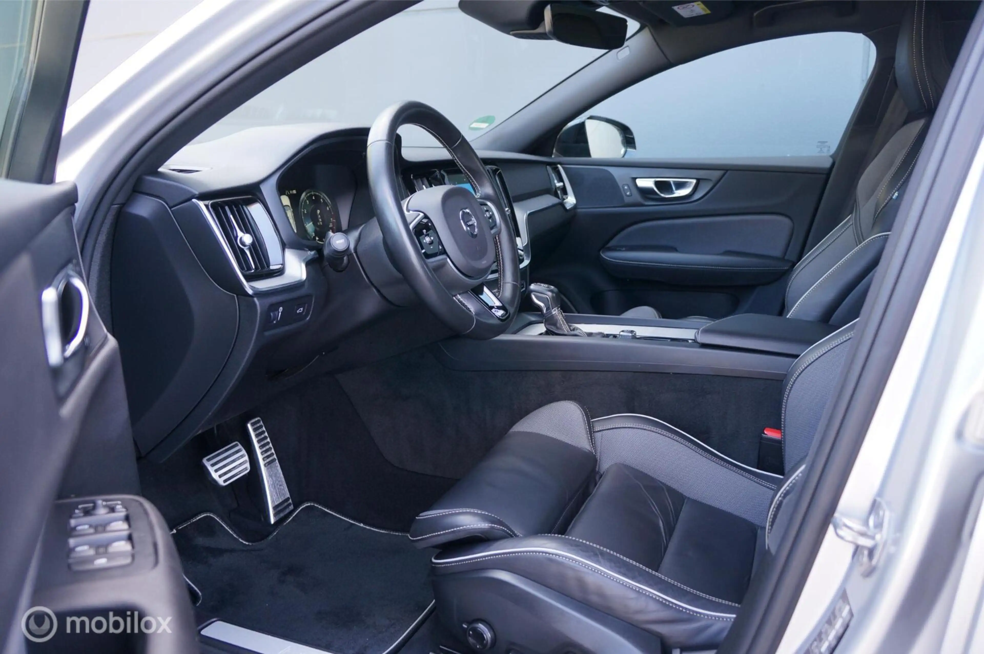 Volvo S60 2.0 T4 R-Design Aut Navi Ad.Cruise Apple/Android ! — photo 8