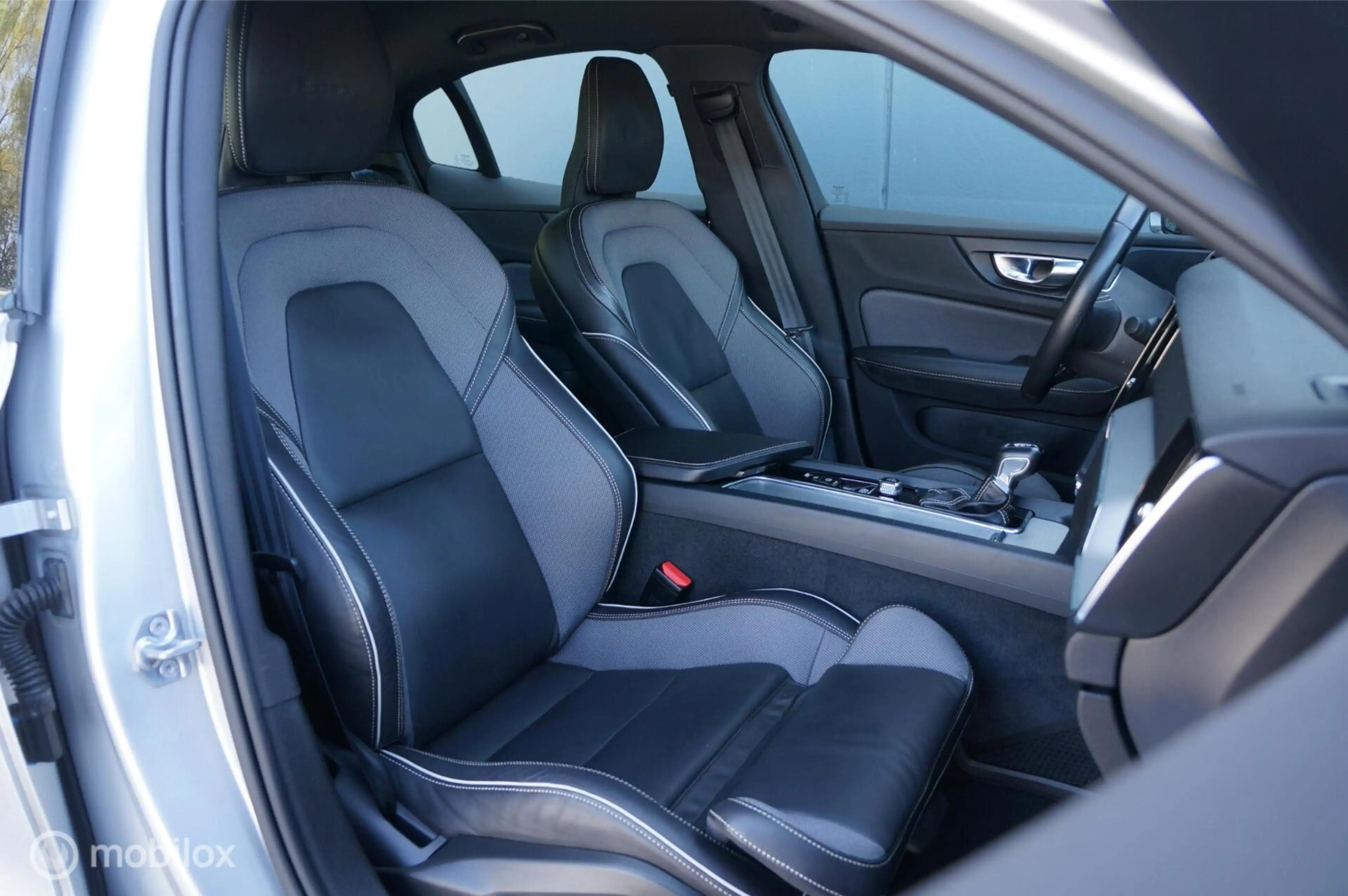 Volvo S60 2.0 T4 R-Design Aut Navi Ad.Cruise Apple/Android ! — photo 11