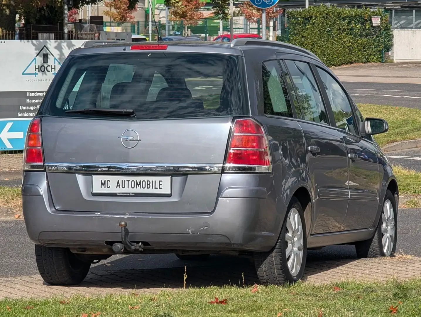 Opel Zafira B Cosmo*7-SITZE*AHK*TEMPOMAT*KLIMA !! Grau - 2