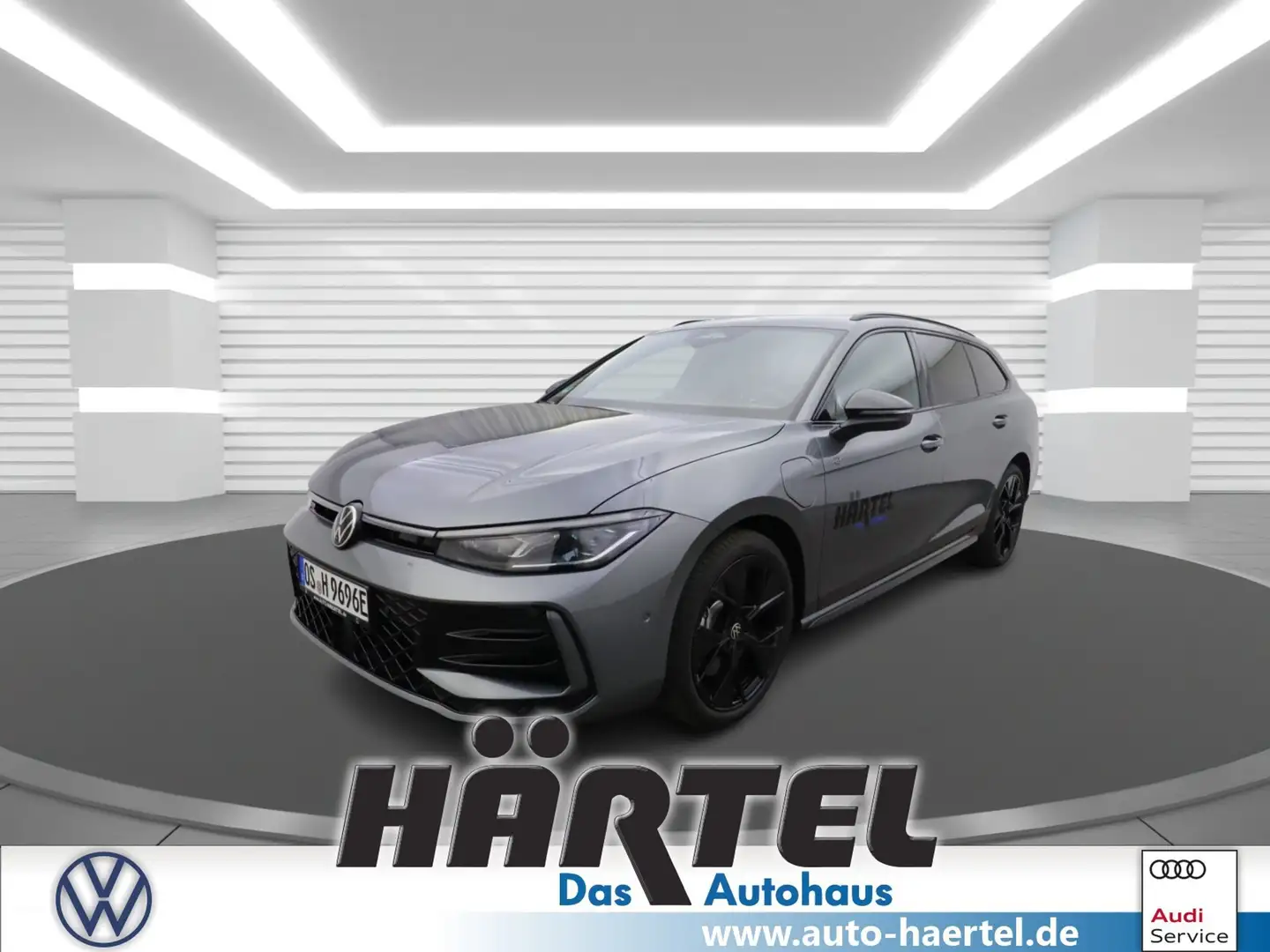 Volkswagen Passat Variant PASSAT R-LINE BLACK STYLE EHYBRID 1.5 TSI DSG Navi Grau - 1