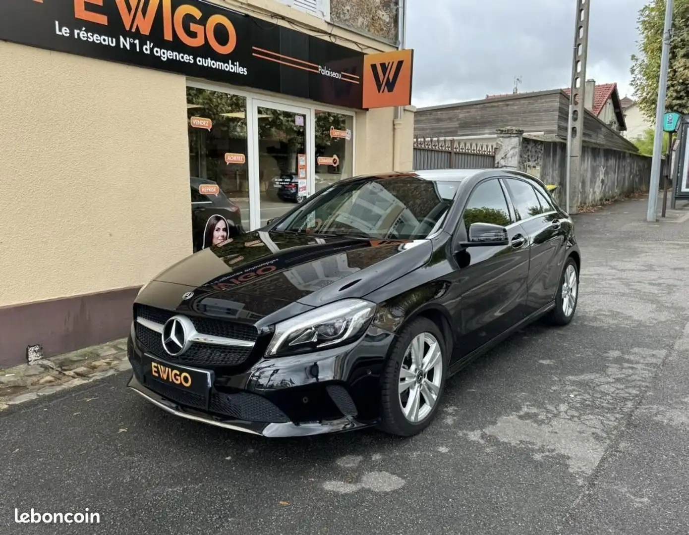 Mercedes-Benz A 200 Mercedes 1.6 200 156Ch SENSATION BVA- FAIBLE KILOM Schwarz - 1