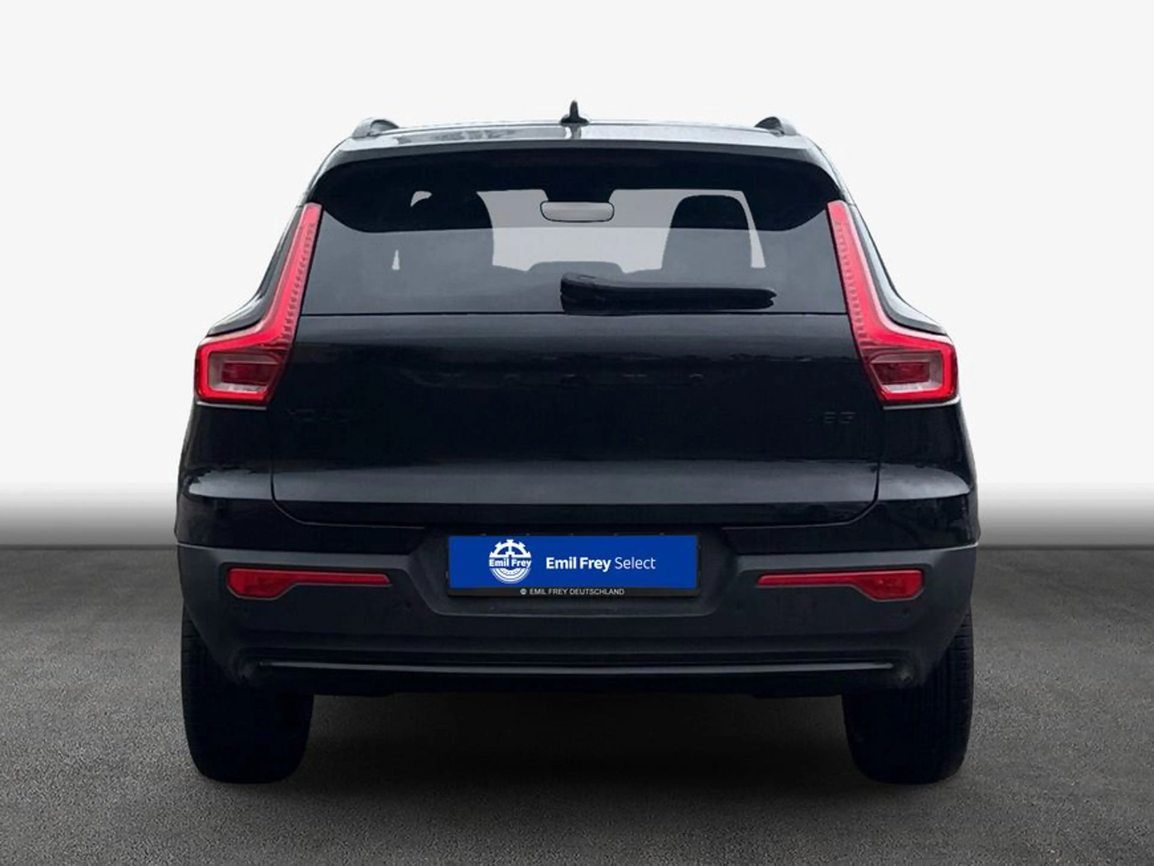 Volvo XC40 XC40 B3 B DKG Plus Black Edition — photo 5