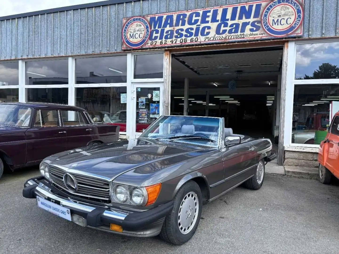 Mercedes-Benz 560 560SL CABRIOLET - 1