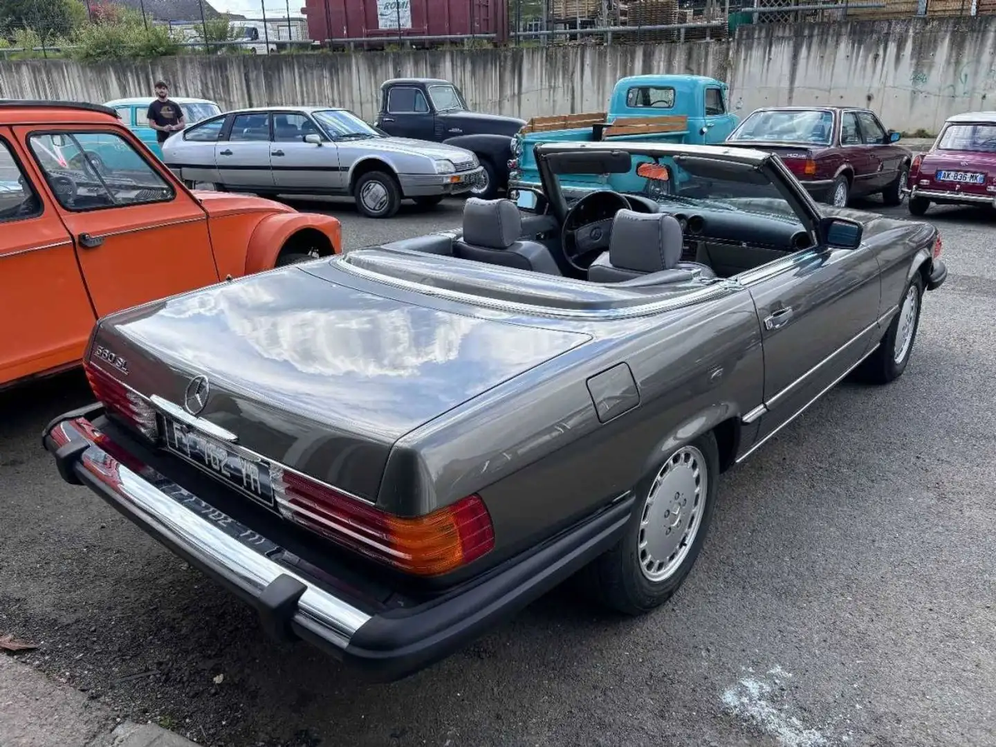 Mercedes-Benz 560 560SL CABRIOLET - 2
