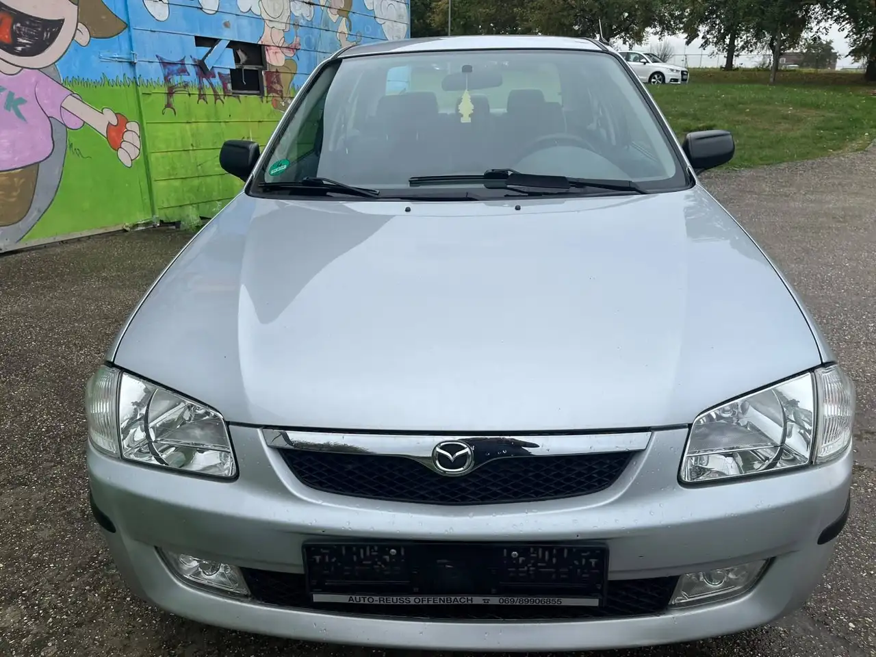 Mazda 323 1.4 S Comfort, foto 3