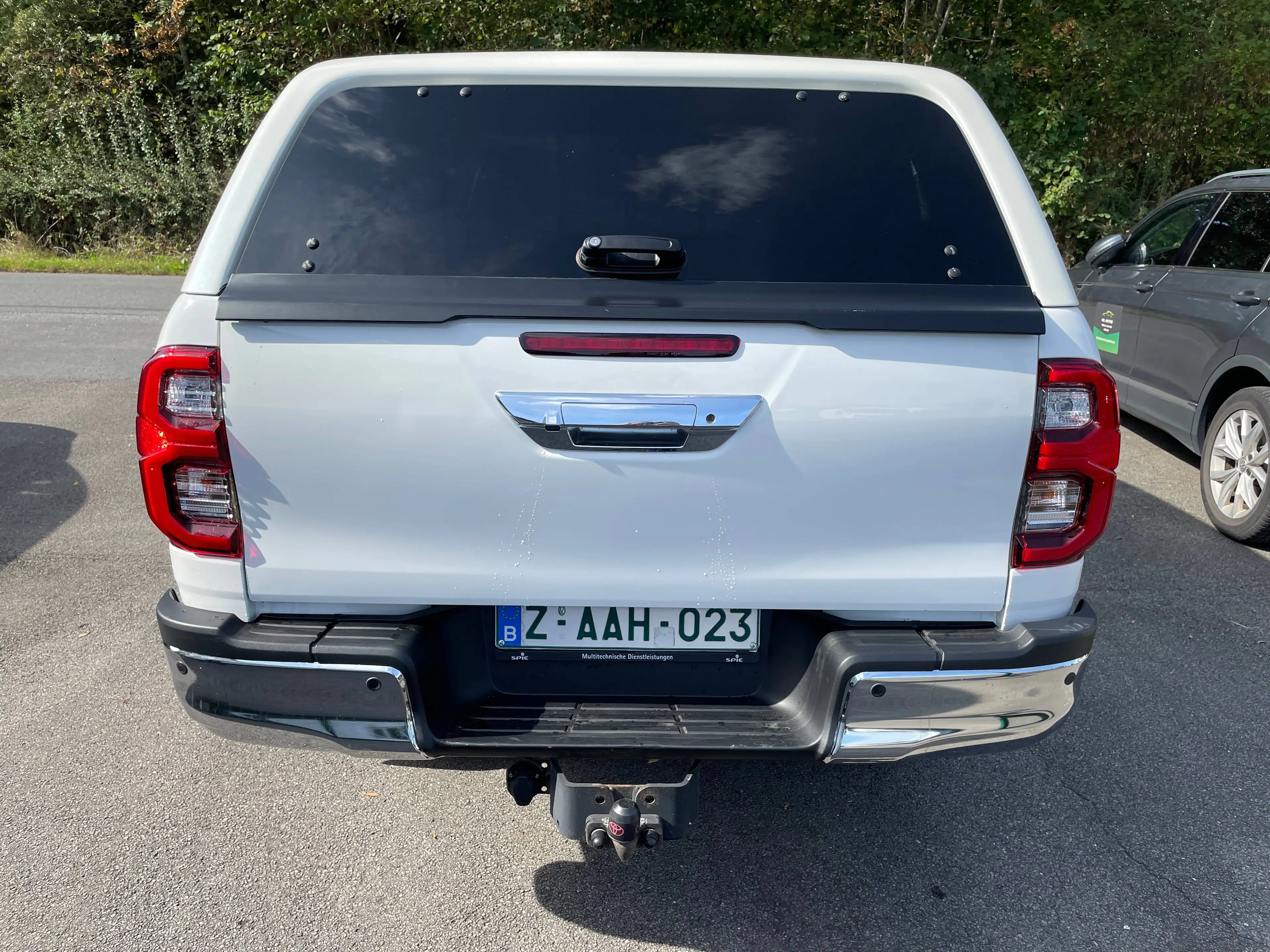 Toyota Hilux HILUX 2.8 D-4D 4WD FULL OPTION !!!  HARD TOP 1 ER PROPRIETAIRE CARNET COMPLET TOYOTA !!! — photo 6