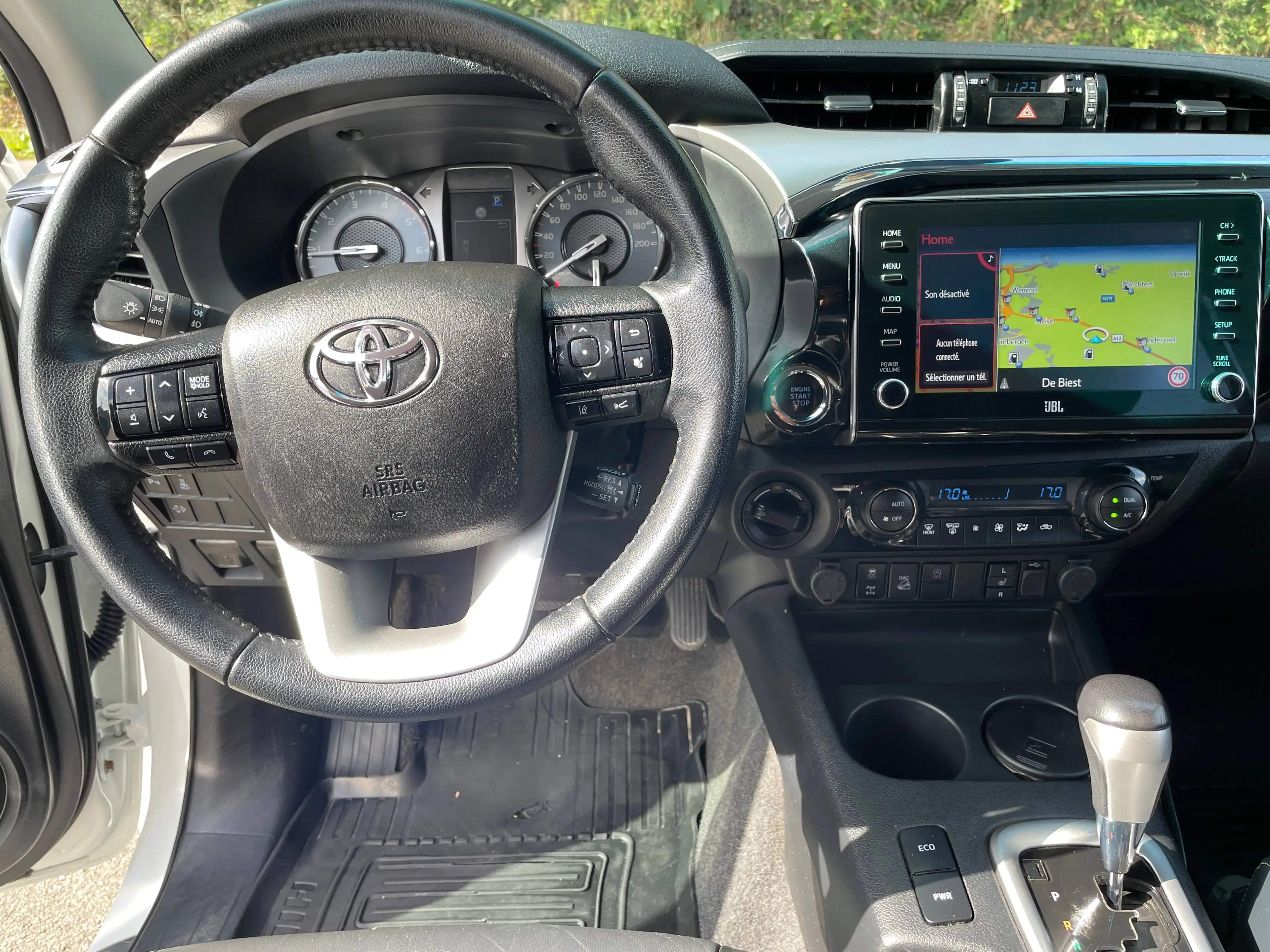 Toyota Hilux HILUX 2.8 D-4D 4WD FULL OPTION !!!  HARD TOP 1 ER PROPRIETAIRE CARNET COMPLET TOYOTA !!! — photo 13