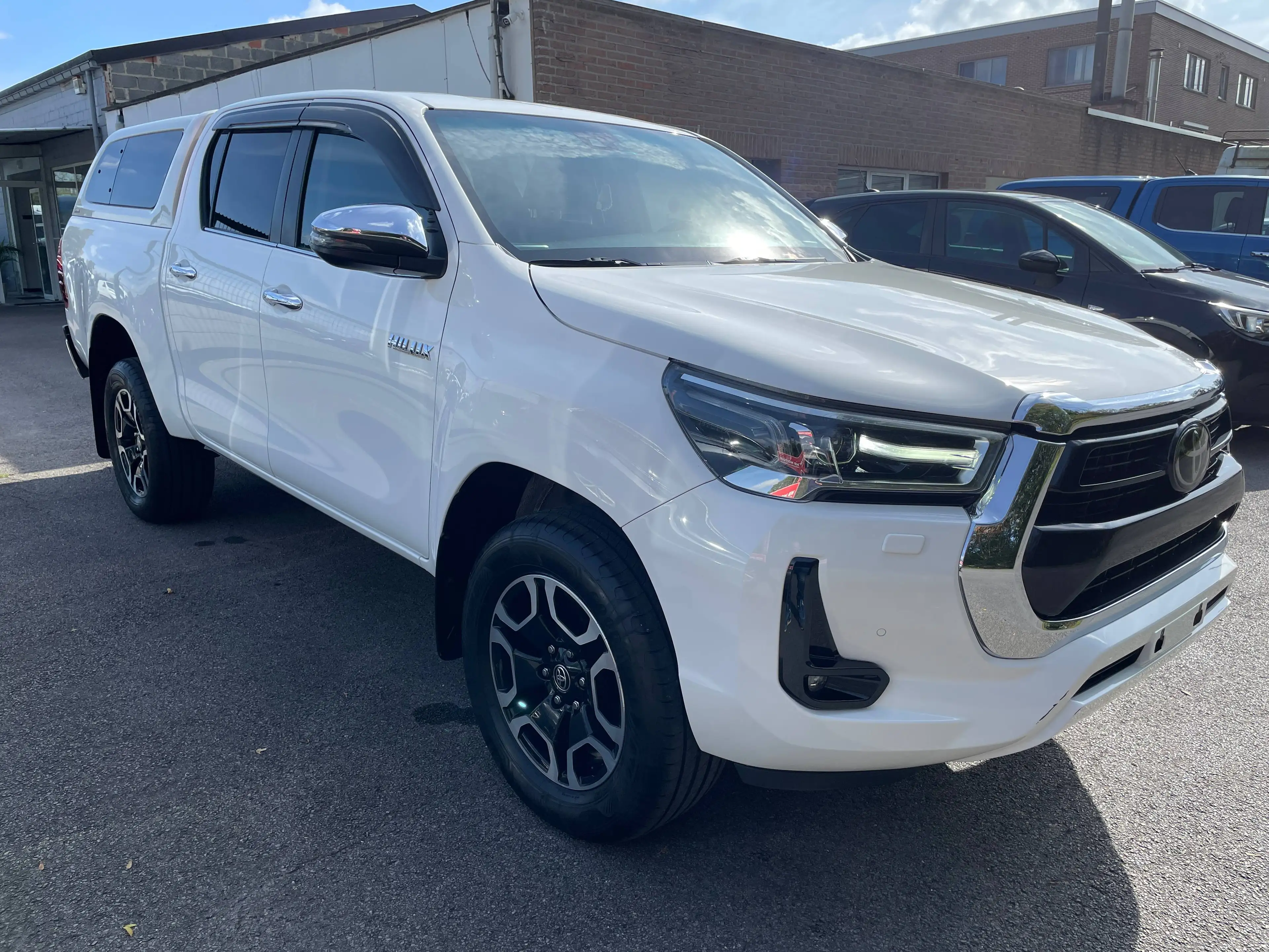 Toyota Hilux HILUX 2.8 D-4D 4WD FULL OPTION !!! HARD TOP 1 ER PROPRIETAIRE CARNET COMPLET TOYOTA !!!