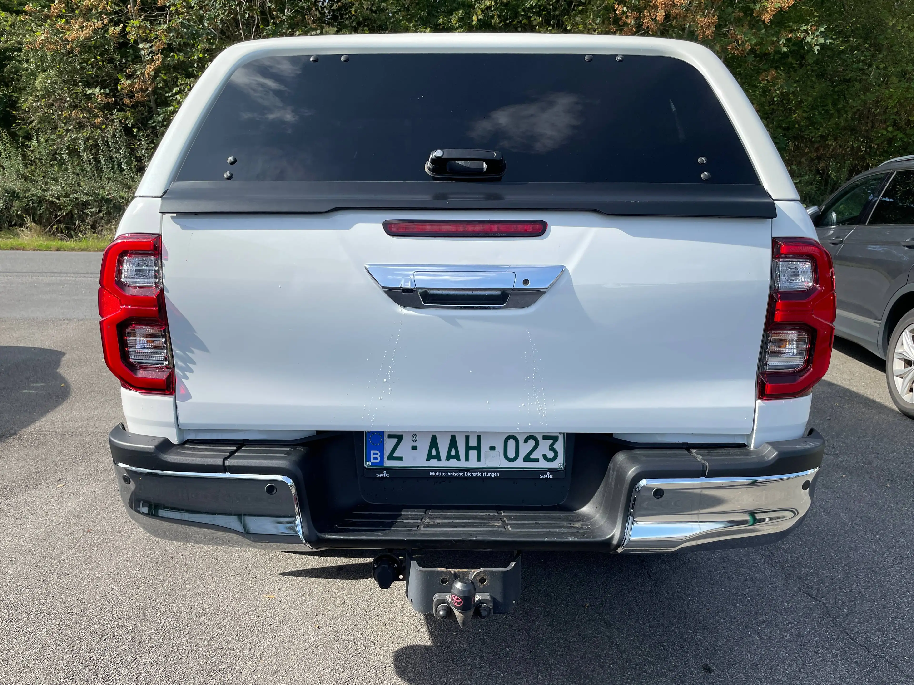 Toyota Hilux HILUX 2.8 D-4D 4WD FULL OPTION !!!  HARD TOP 1 ER PROPRIETAIRE CARNET COMPLET TOYOTA !!! — photo 8