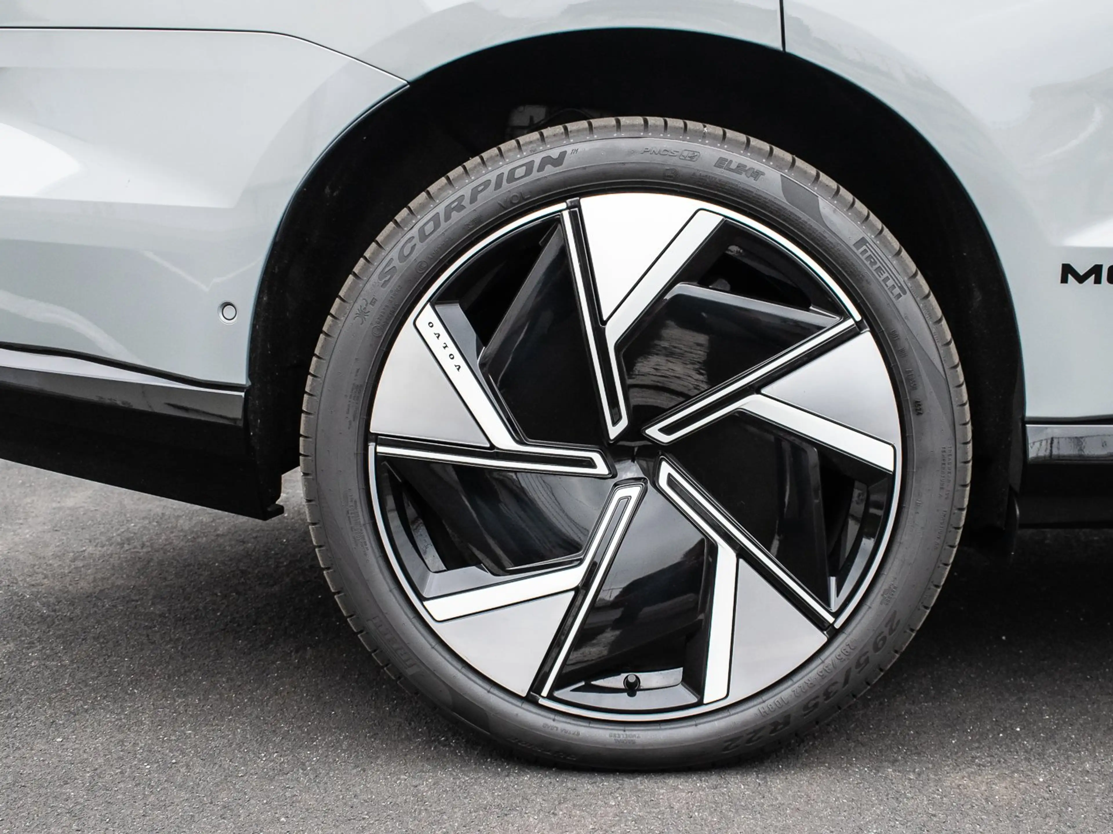 Volvo EX90 Twin Motor Performance Ultra 7 Sitzer / AHK — photo 7