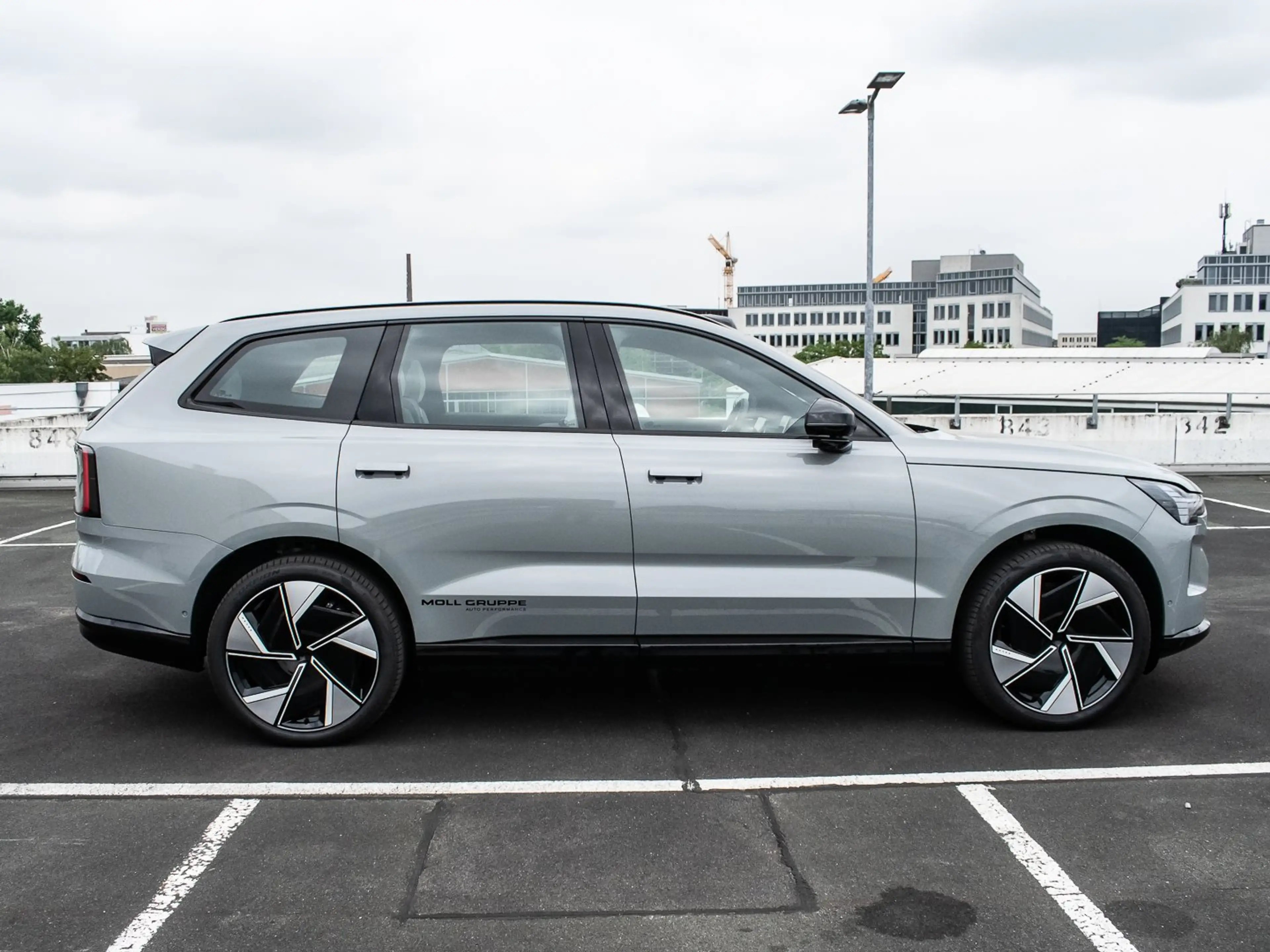 Volvo EX90 Twin Motor Performance Ultra 7 Sitzer / AHK — photo 4
