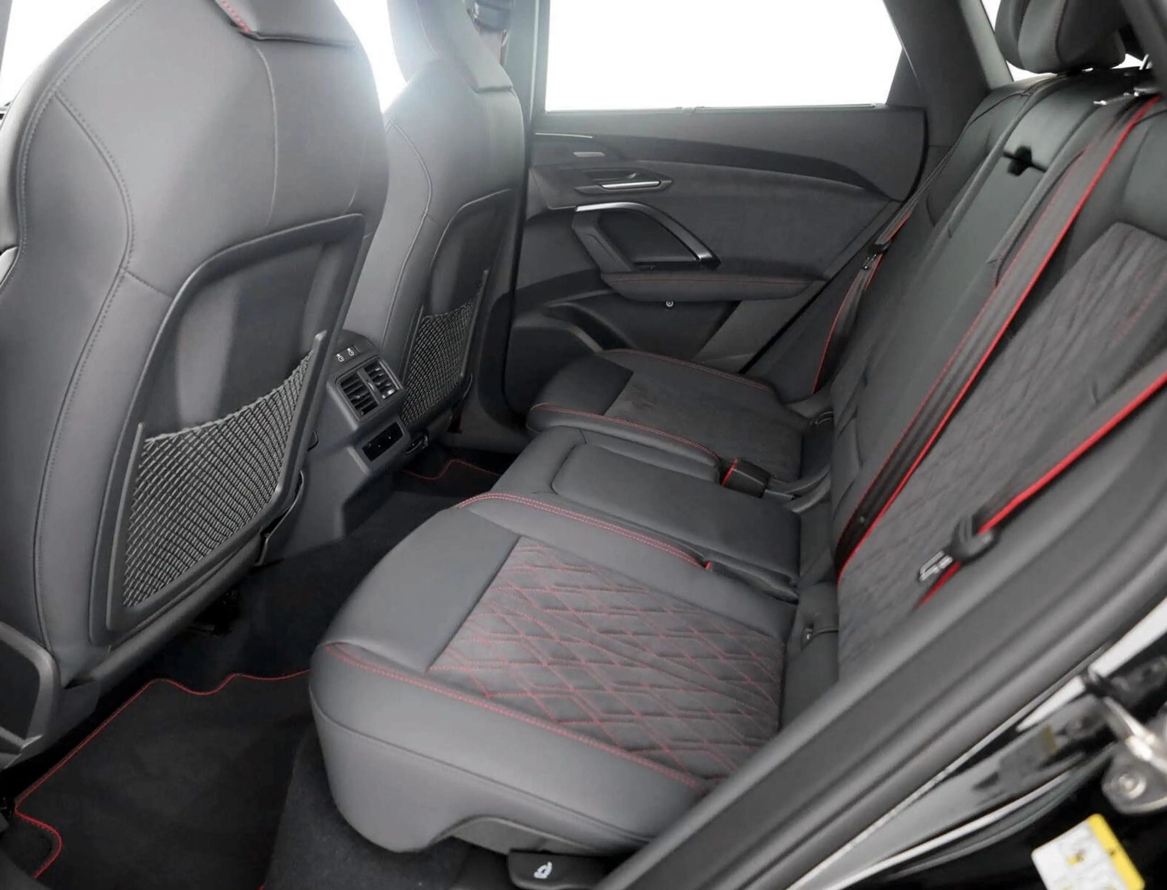 Audi SQ5 3.0 TFSI quattro EDITION ONE — photo 12