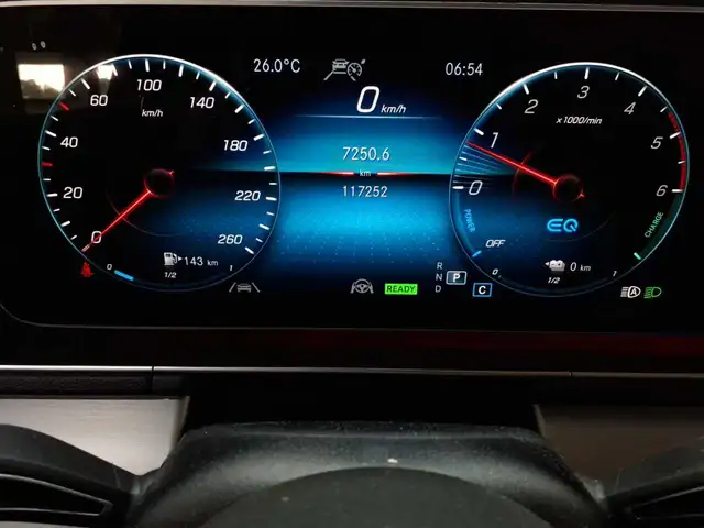 Mercedes-Benz Gle view 11