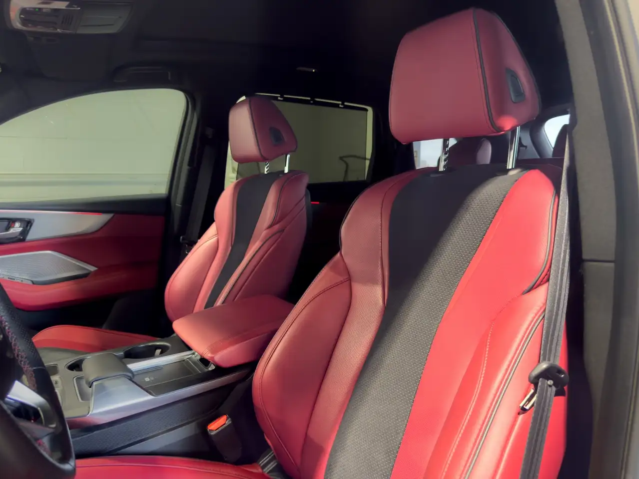 Acura MDX снимка Acura MDX