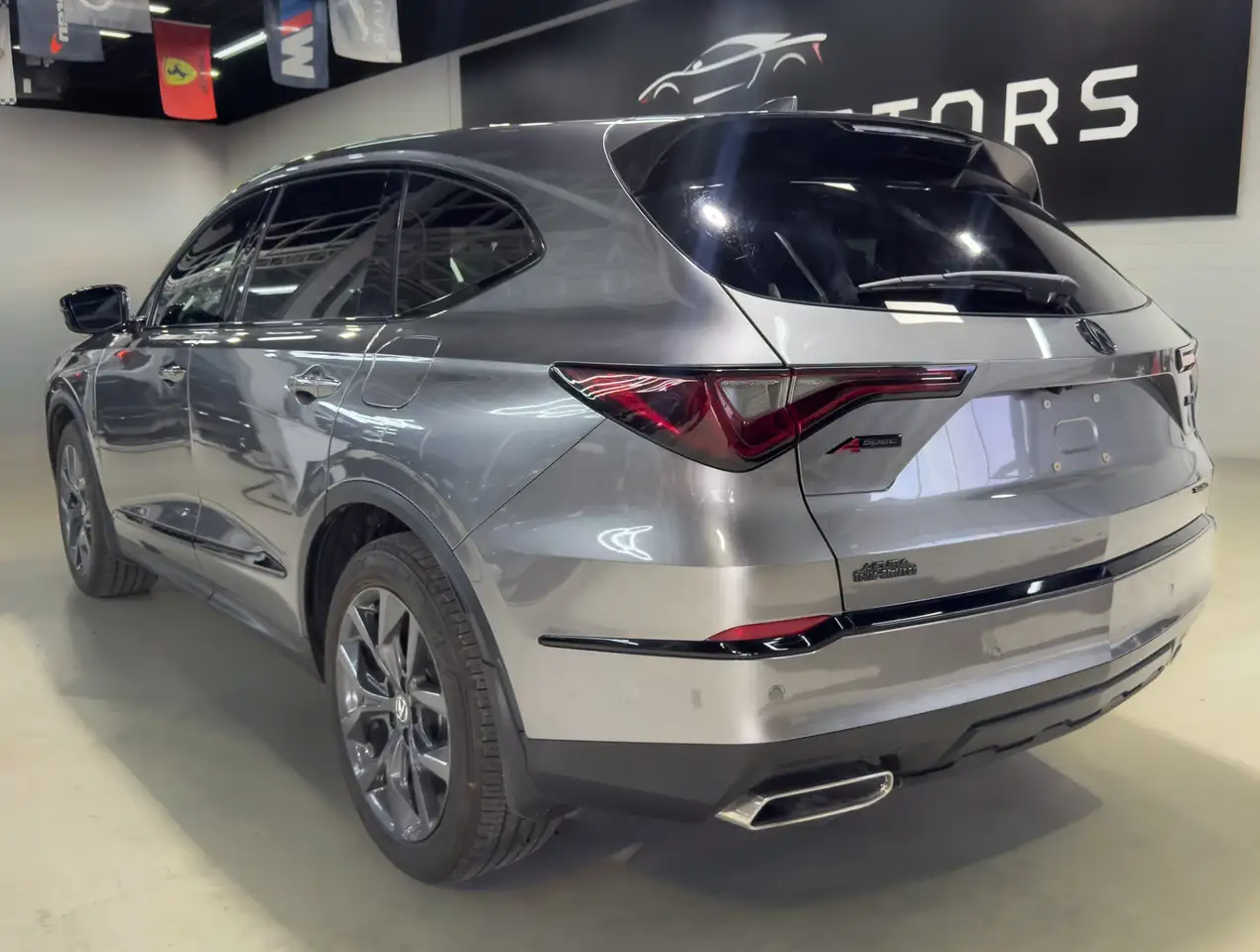 Acura MDX снимка Acura MDX