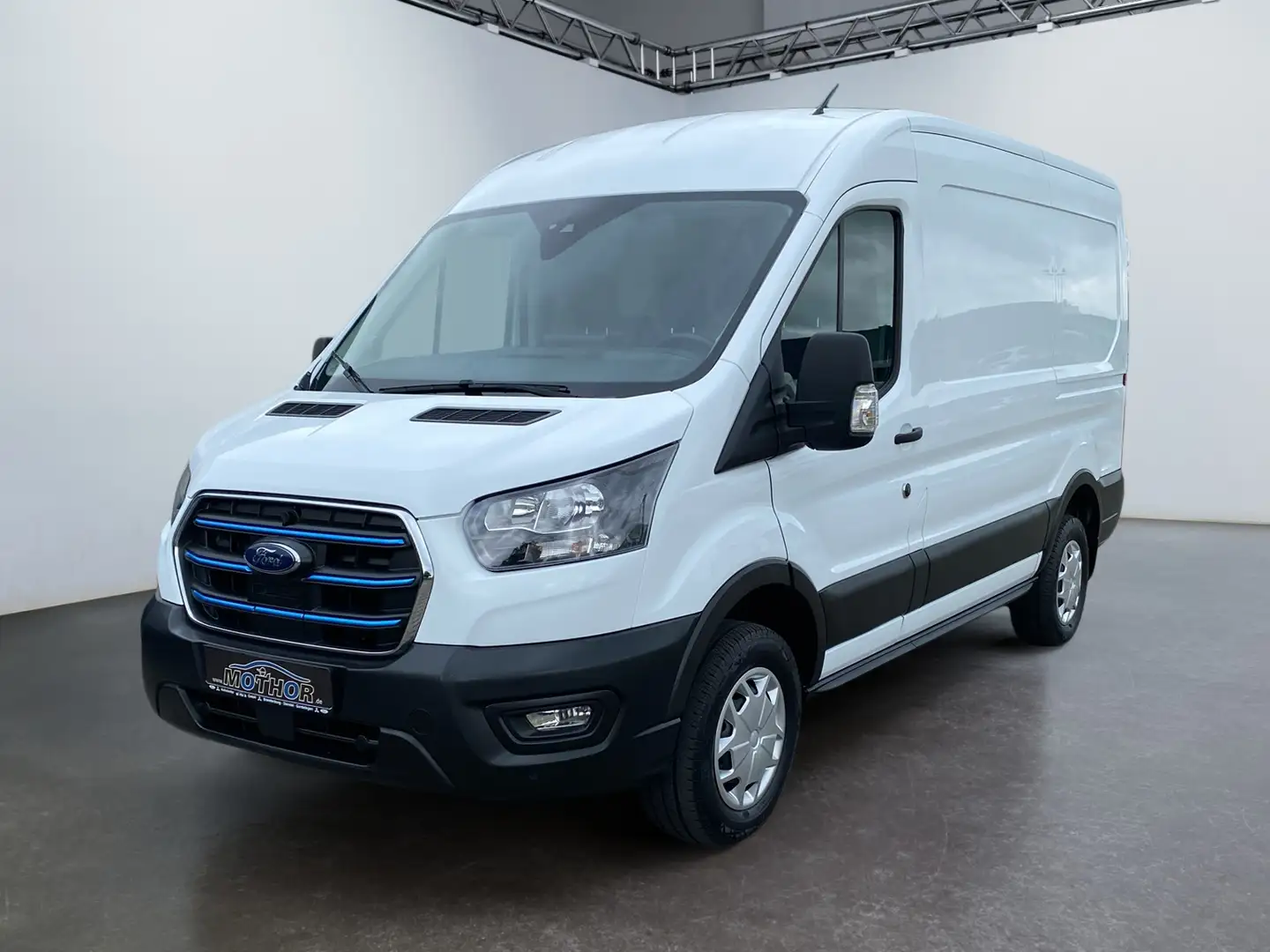 Ford E-Transit Trend Kasten 350 L2 TEMP PDC NAV Weiß - 2
