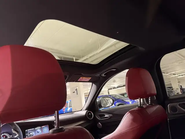 Alfa Romeo Giulia view 12