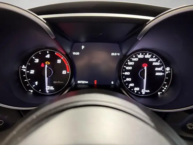 Alfa Romeo Giulia view 2
