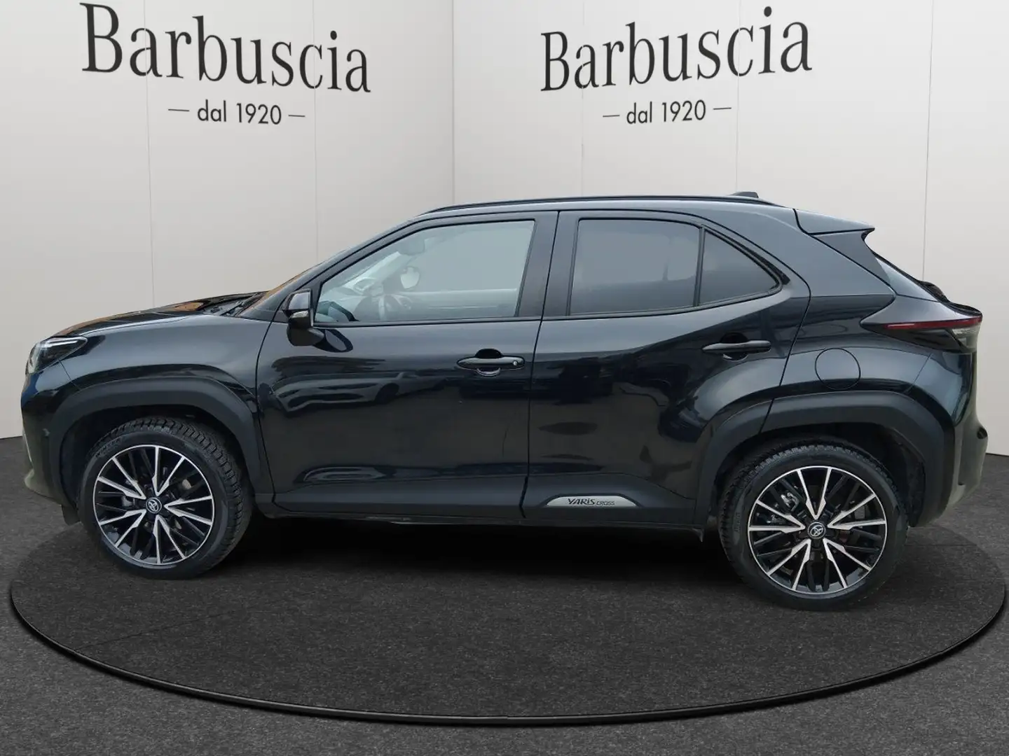 Toyota Yaris Cross - 1.5h Lounge fwd 116cv e-cvt Schwarz - 2
