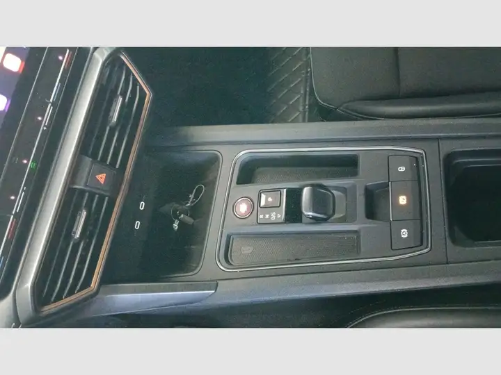 Cupra León 2024, foto 21